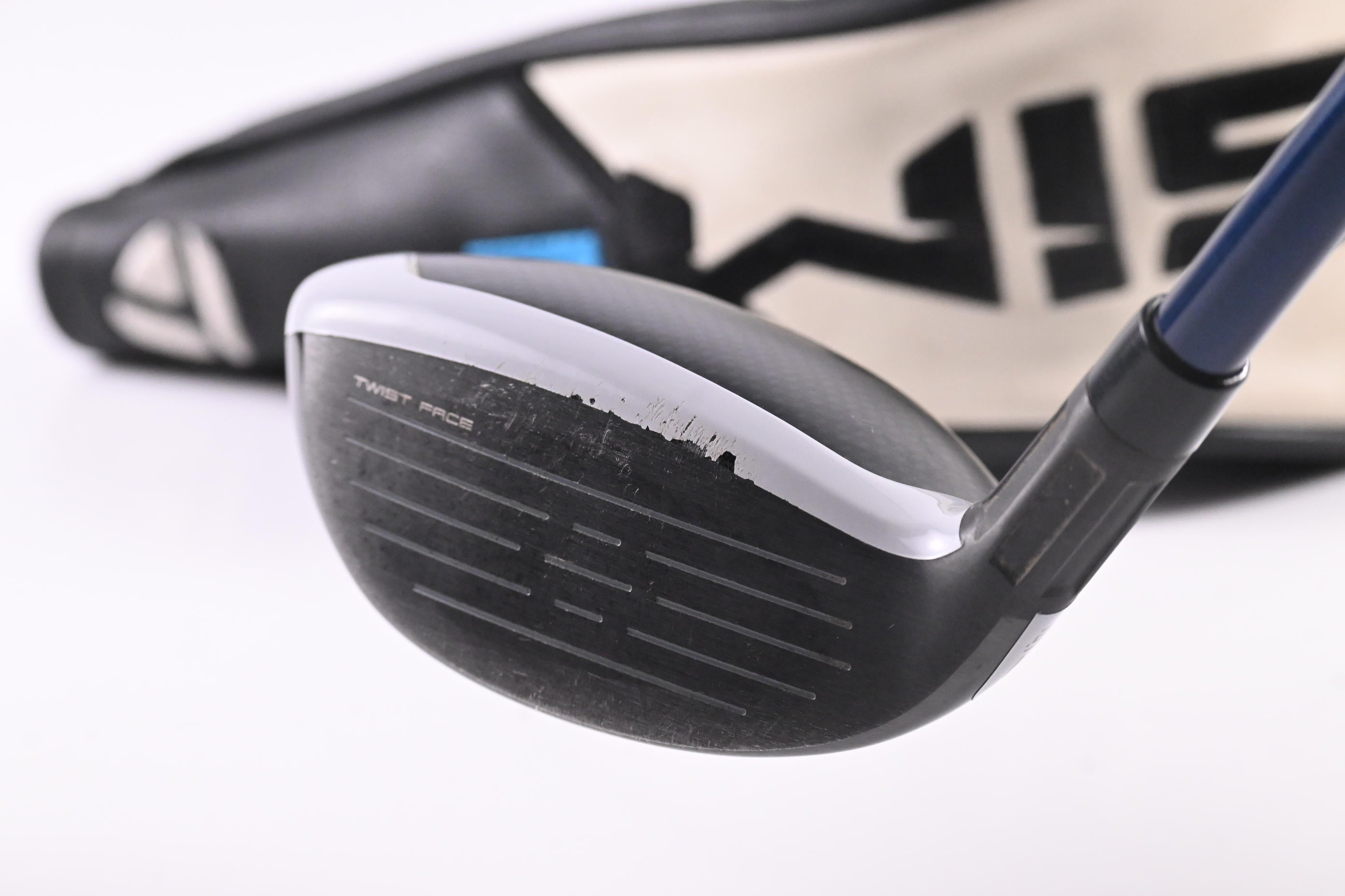 Taylormade SIM2 Max #4 Hybrid / 22 Degree / Regular Flex Ventus Blue 6 Shaft