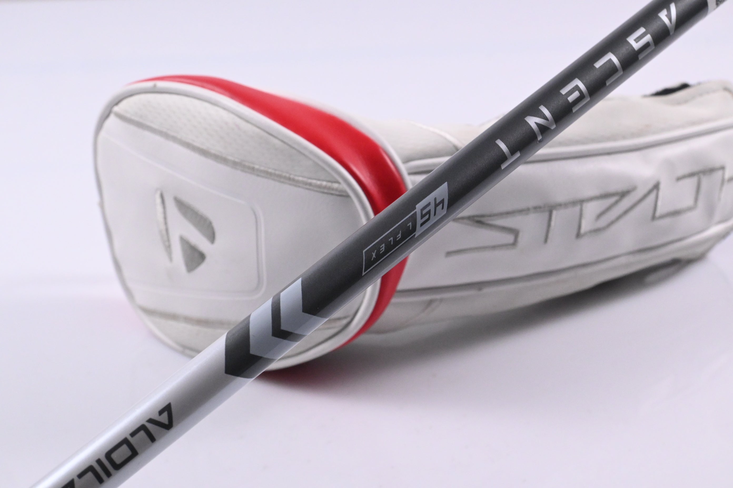 Ladies Taylormade Stealth #5 Wood / 19 Degree / Ladies Flex Aldila Ascent 45