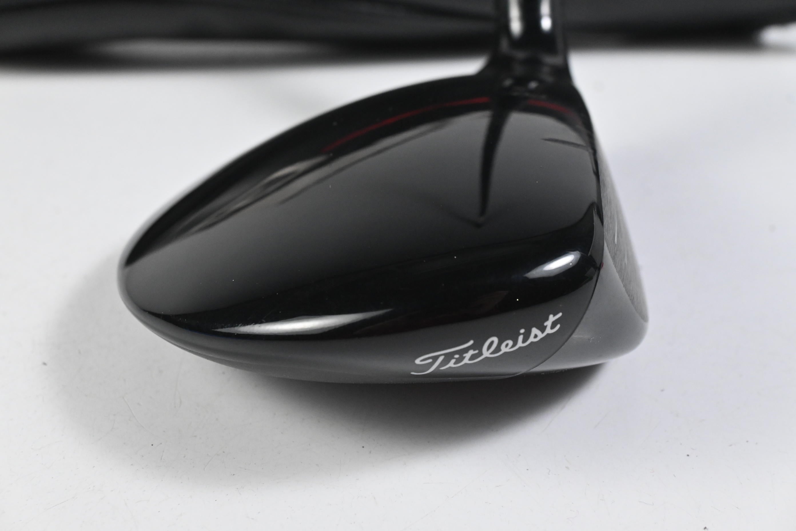 Titleist GT1 #3 Wood / 15 Degree / Stiff Flex Aldila Rogue 60 Shaft