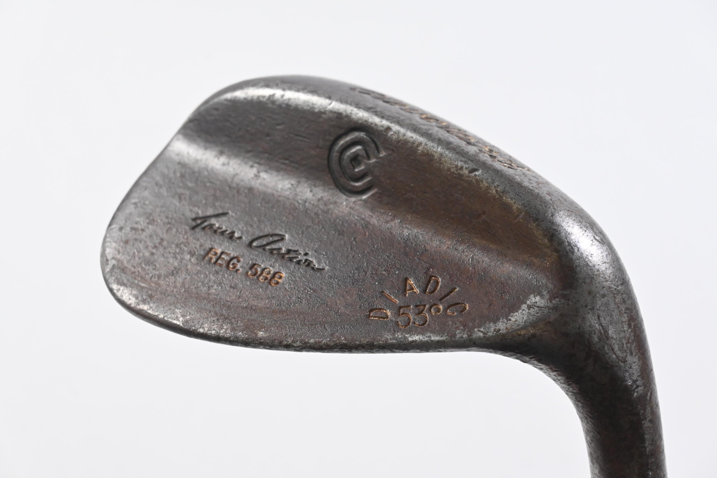 Cleveland 588 Tour Action Gap Wedge / 53 Degree / Wedge Flex Dynamic Gold
