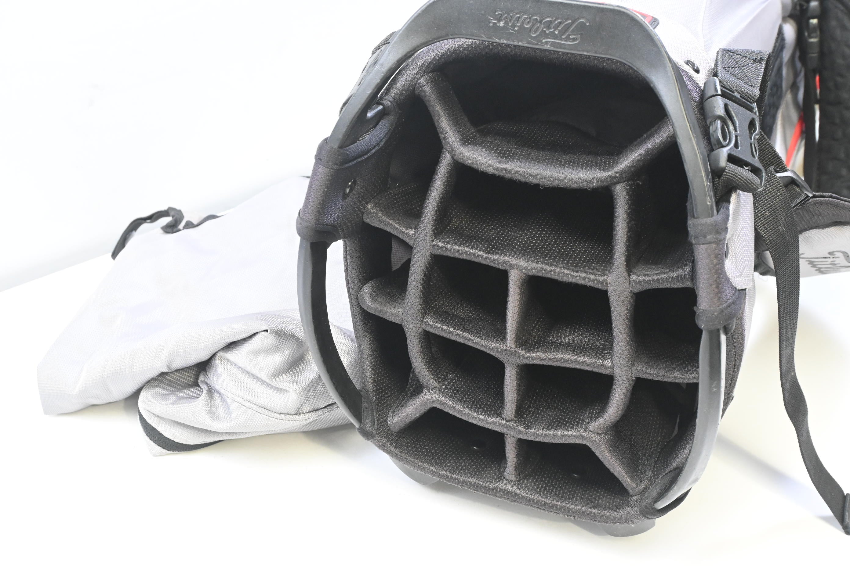 Titleist Hybrid 14 Stand Bag / 14-Way Divider / Grey, White & Red