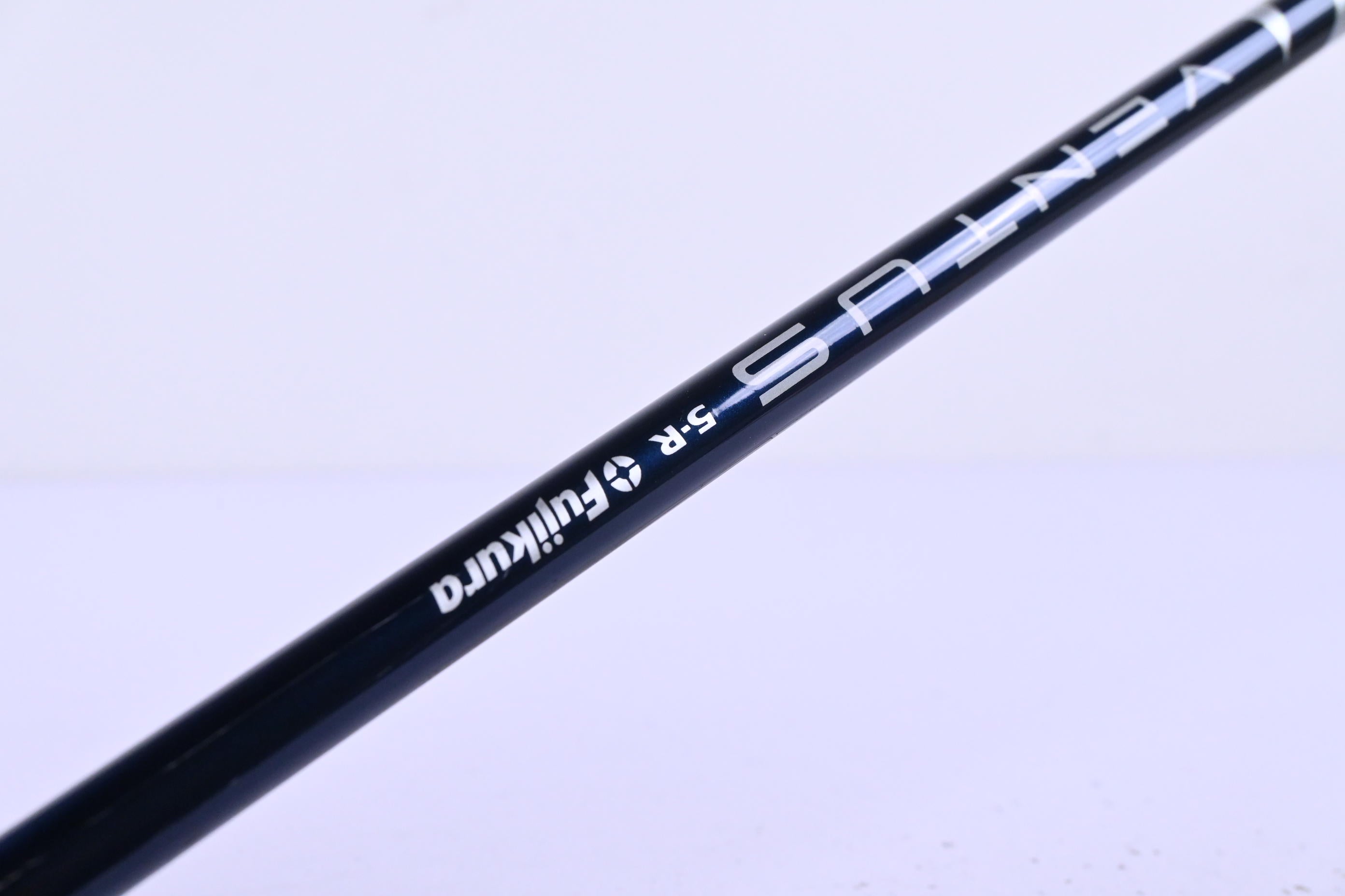 Taylormade SIM2 Driver / 10.5 Degree / Regular Flex Fujikura Ventus Blue 5