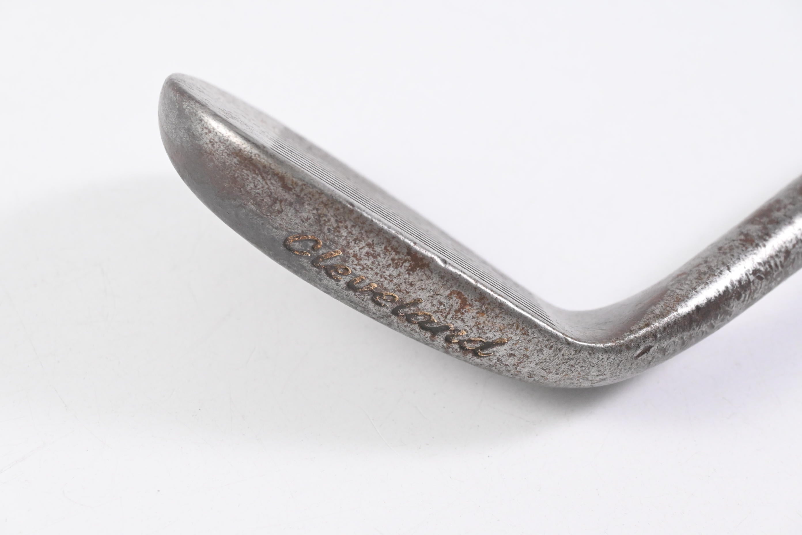 Cleveland 588 Tour Action Gap Wedge / 53 Degree / Wedge Flex Dynamic Gold