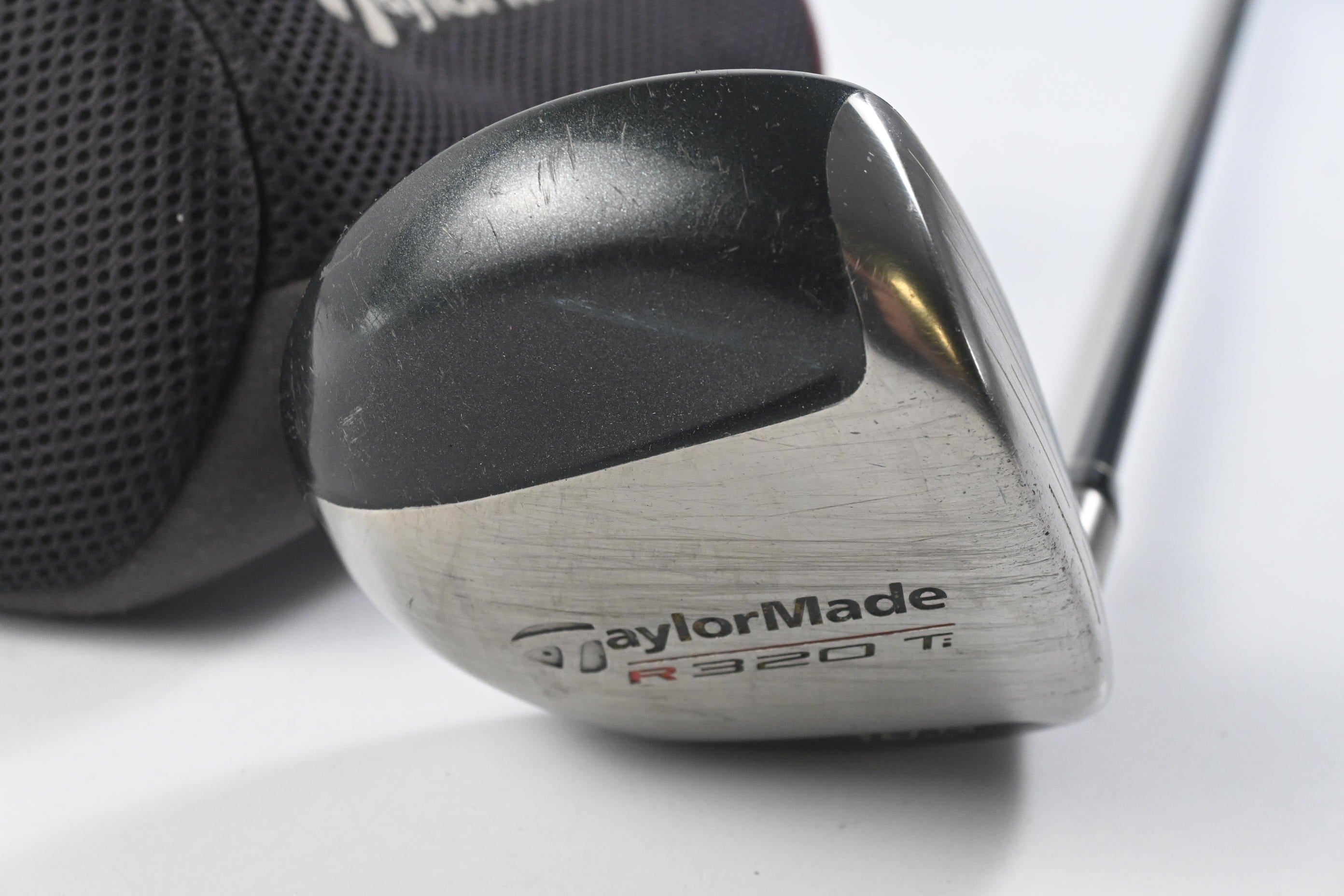 Taylormade 300 Ti Driver / 10.5 Degree / Regular Flex Taylormade Lite 80 Shaft
