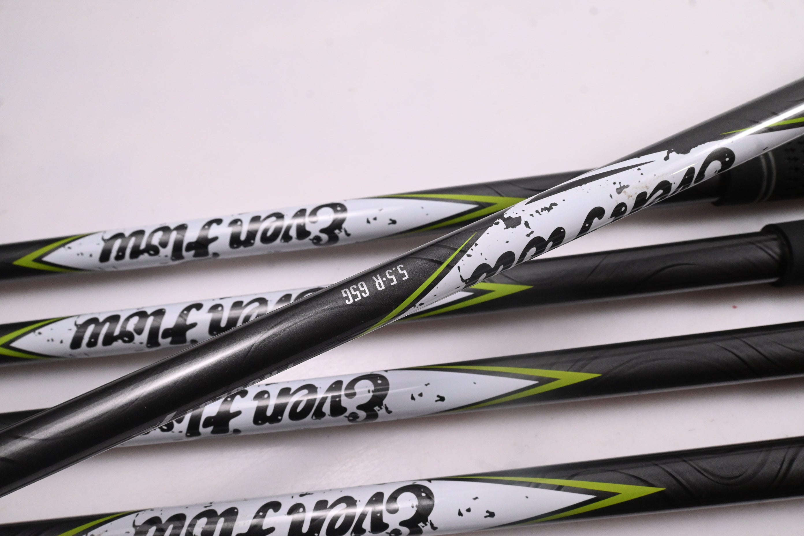 Wilson Launch Pad Irons / 5-PW / Regular Flex Evenflow 65 Shafts