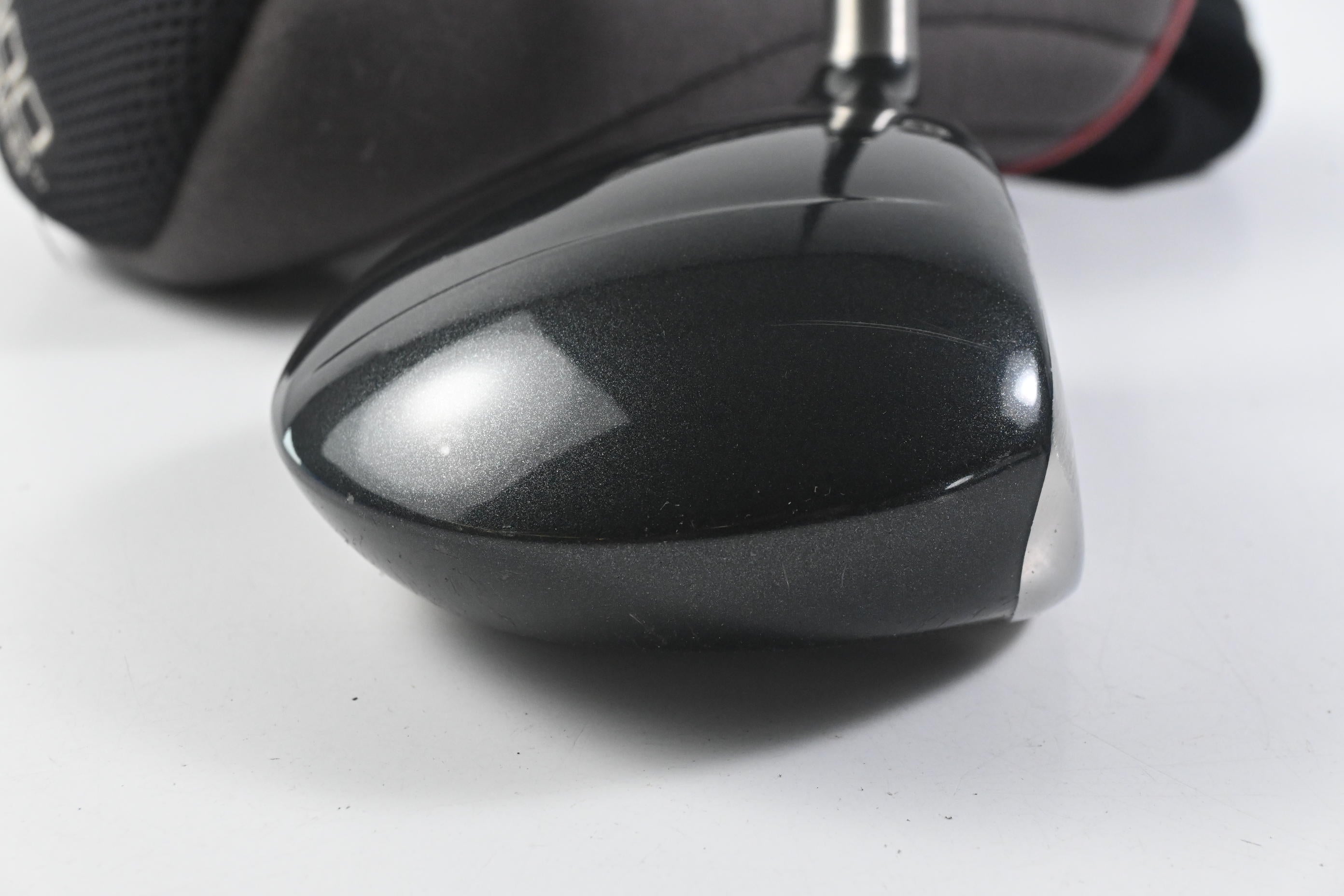 Taylormade 300 Ti Driver / 10.5 Degree / Regular Flex Taylormade Lite 80 Shaft