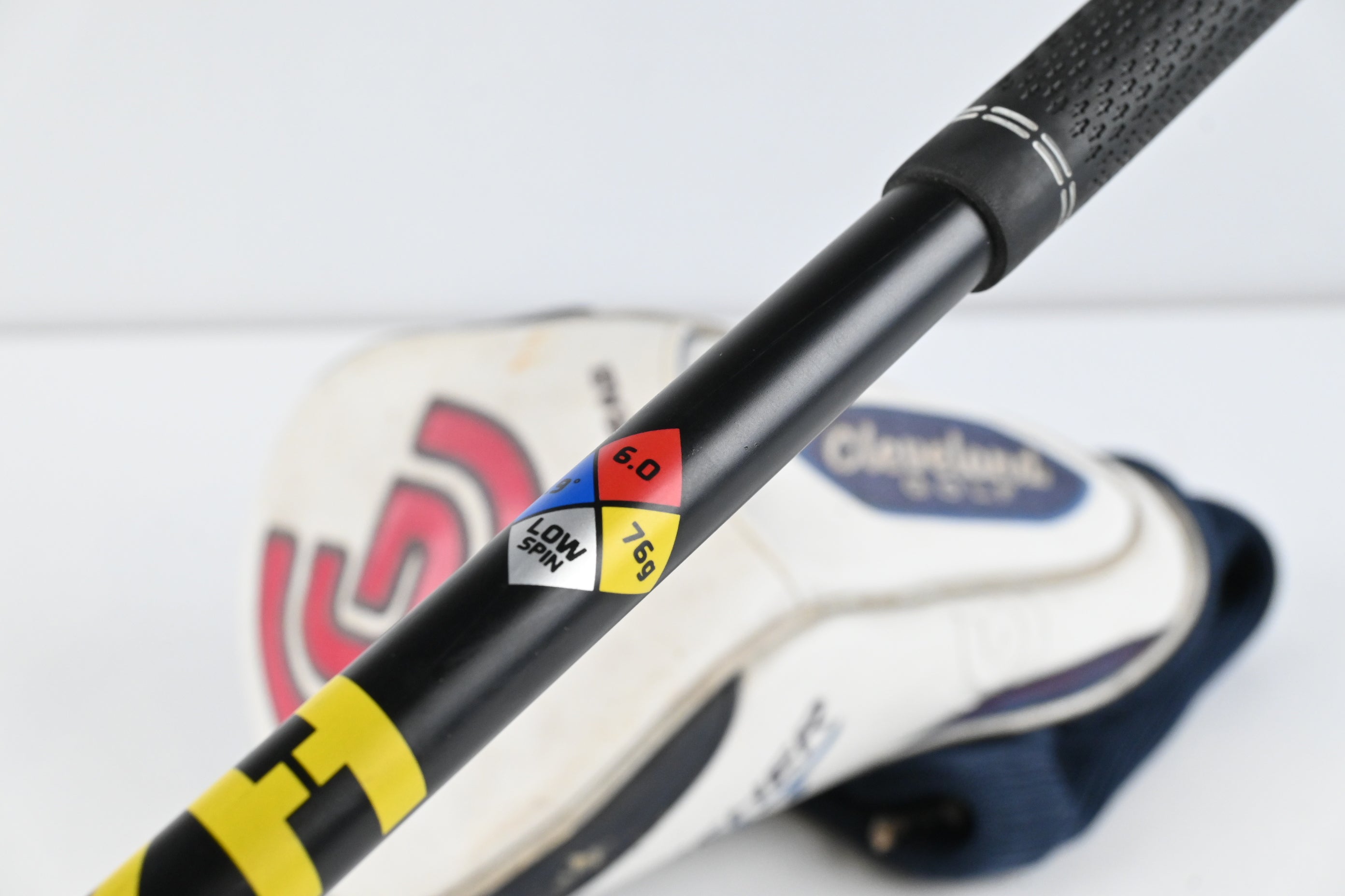 Cleveland HiBore XL Driver / 9.5 Degree / Stiff Flex HZRDUS Yellow 76 Shaft