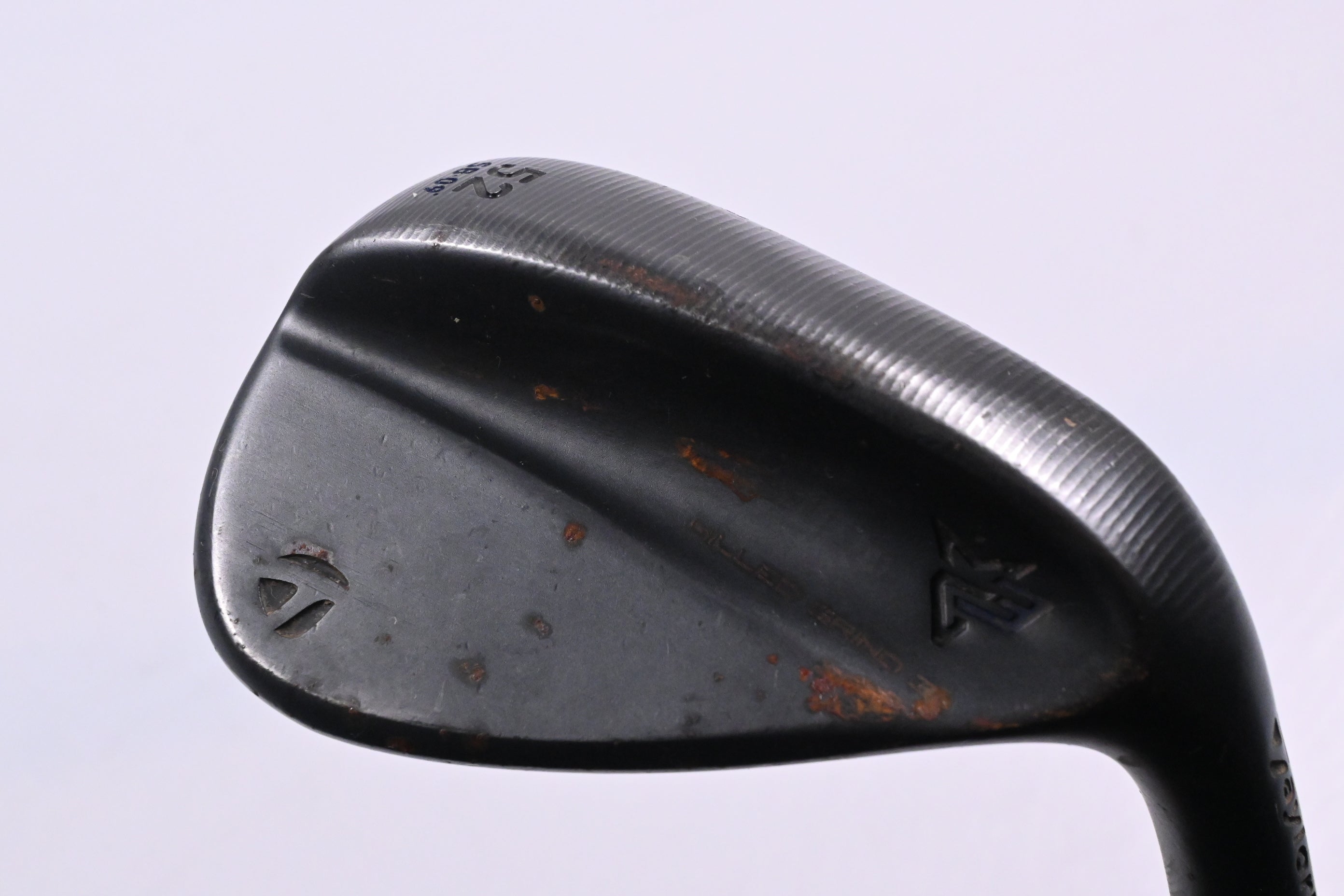 Taylormade Milled Grind 3 Black Gap Wedge / 52 Degree / Stiff Flex Dynamic Gold