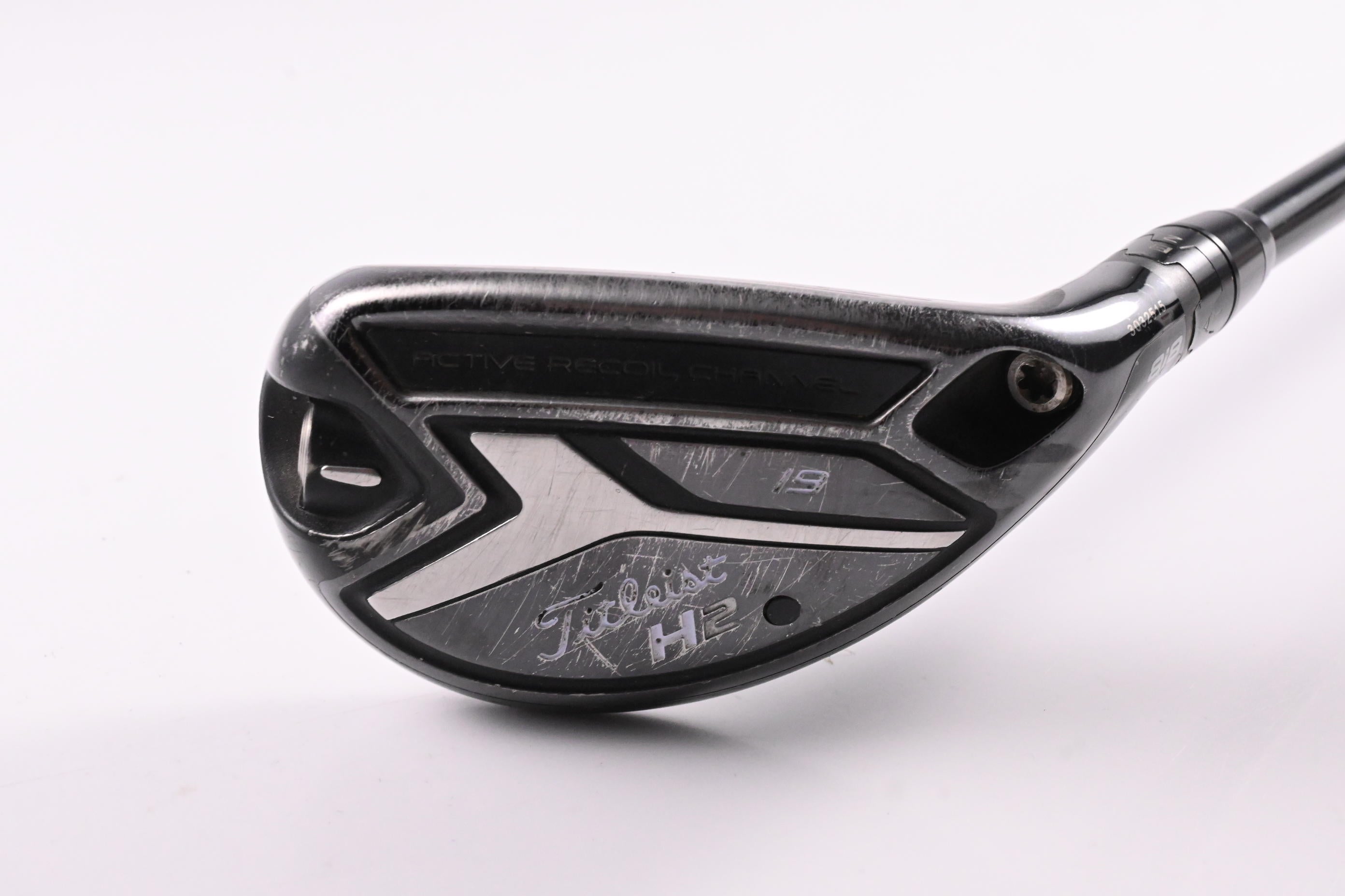 Titleist 818 H2 #3 Hybrid / 19 Degree / Stiff Flex Tensei CK Blue 70 Shaft