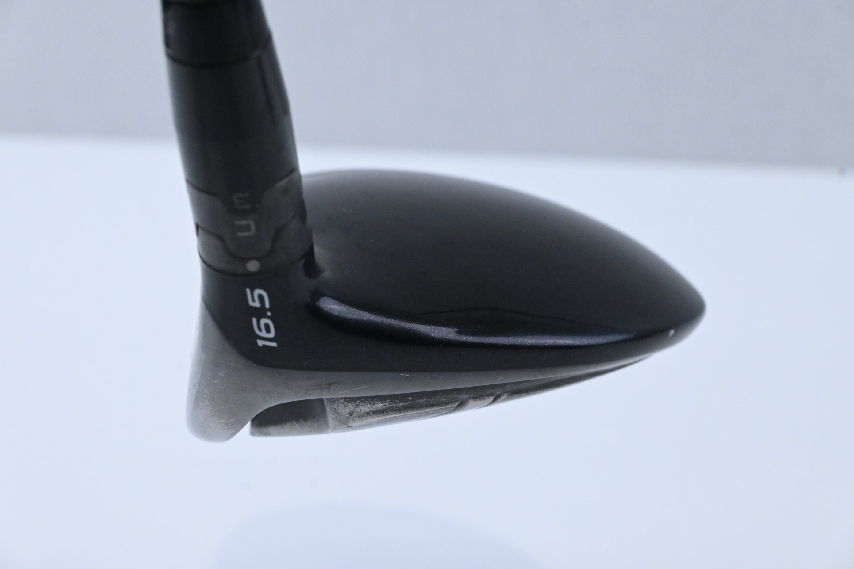 Titleist 915 F #3 Wood / 16.5 Degree / Regular Flex Diamana S+ 70 Shaft