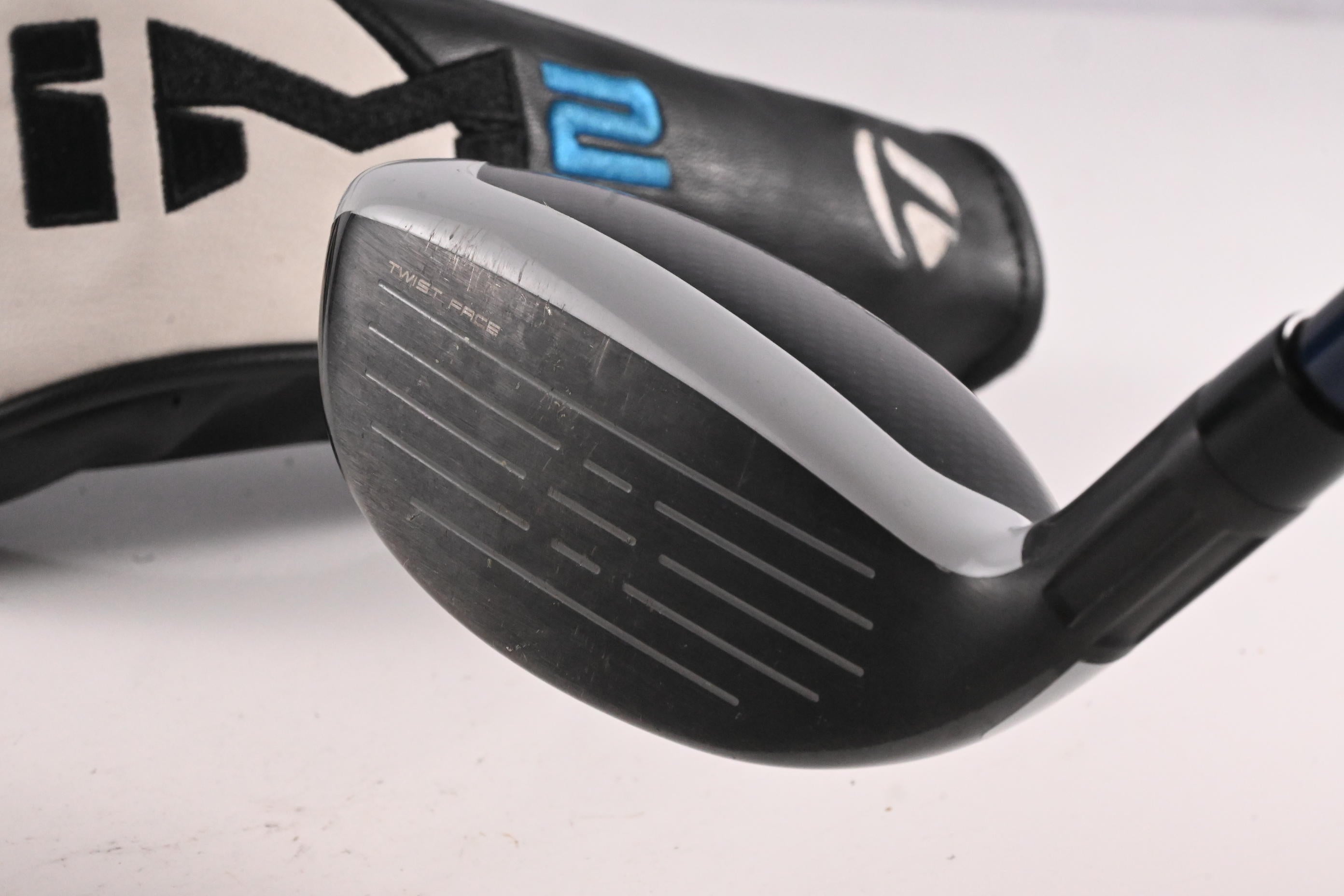 Taylormade SIM2 Max #4 Hybrid / 22 Degree / Stiff Flex Ventus Blue 7 Shaft