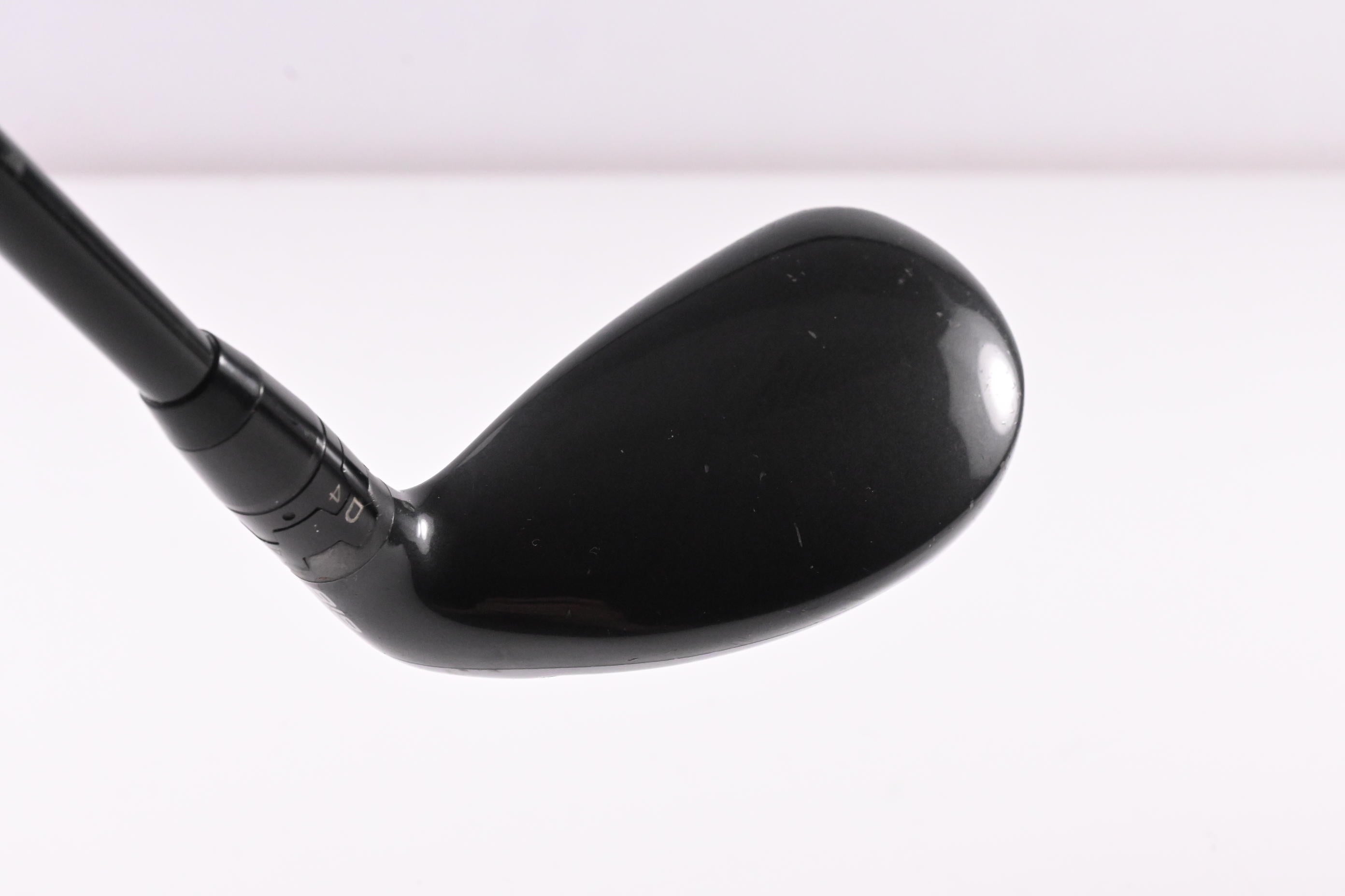 Titleist 818 H2 #3 Hybrid / 19 Degree / Stiff Flex Tensei CK Blue 70 Shaft