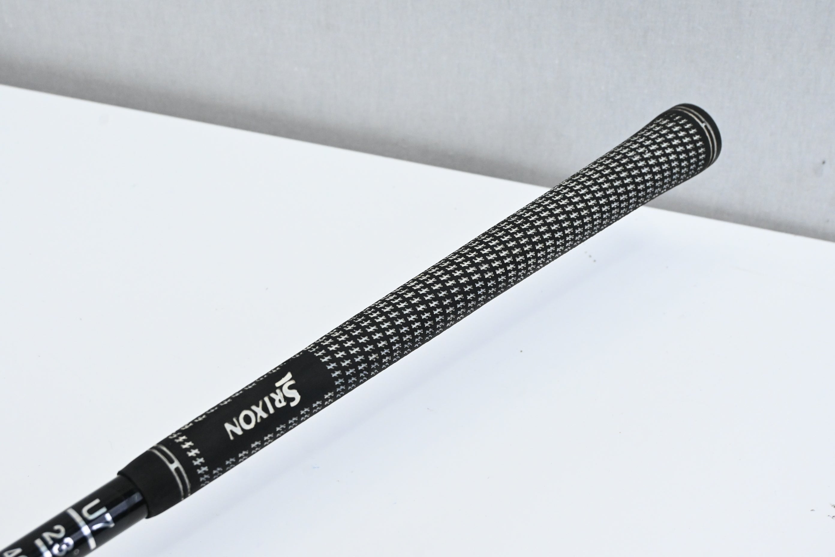 Srixon XXIO U7 #4 Hybrid / 23 Degree / Stiff Flex Srixon SV-300 62 Shaft