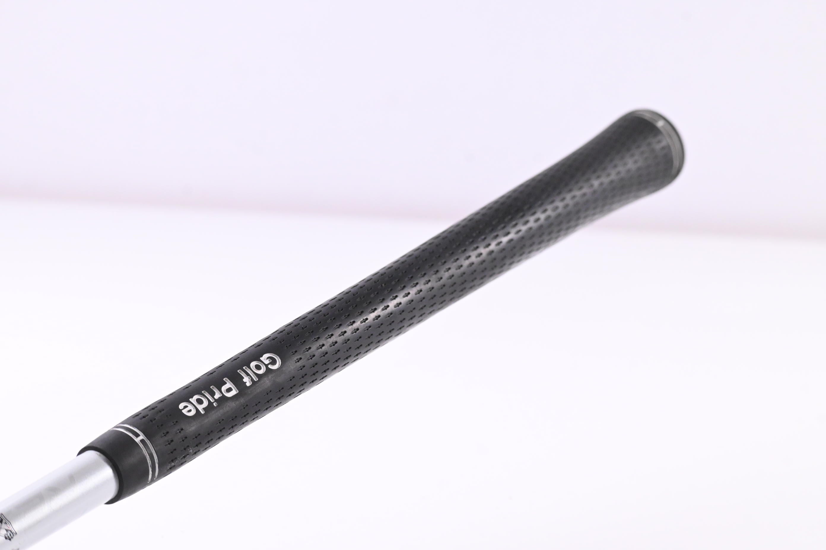 Left Hand Taylormade Rescue #3 Hybrid / 19 Degree / Regular Flex Aldila Voodoo
