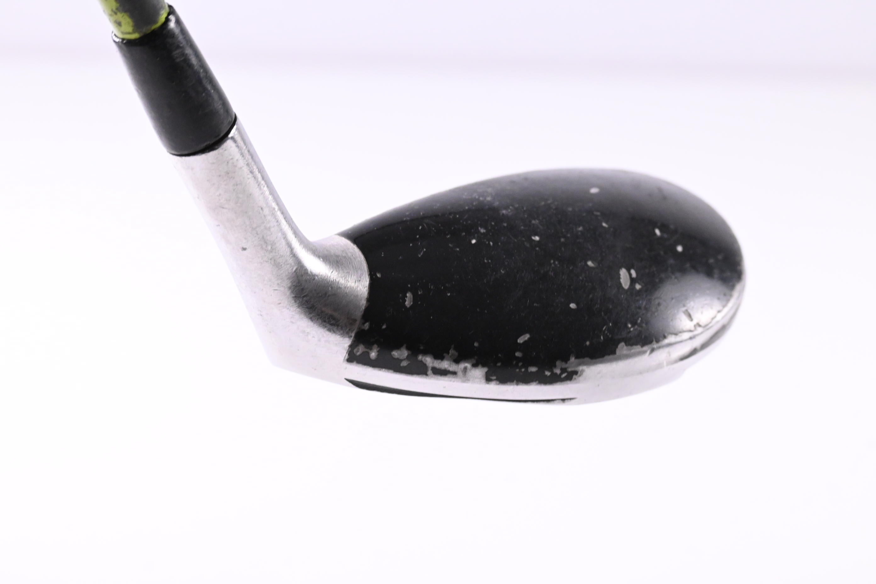 Titleist 585.H #3 Hybrid / 19 Degree / Stiff Flex Aldila NV Green 85 Shaft