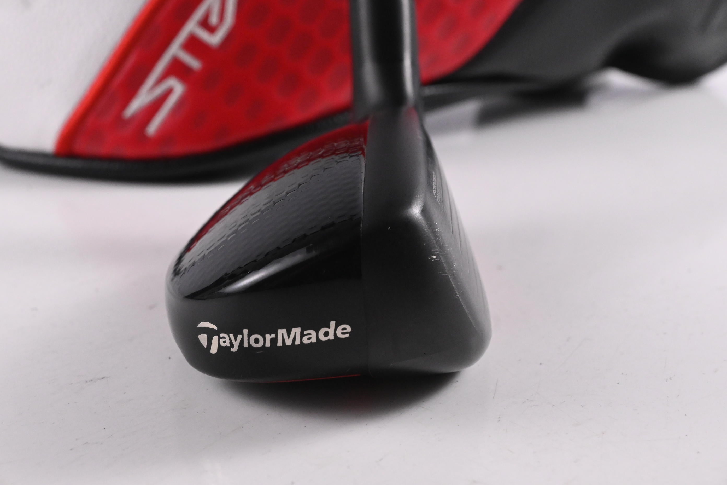 Taylormade Stealth 2 Plus #3 Hybrid / 19.5 Degree / Stiff Flex Kai'li Red 85