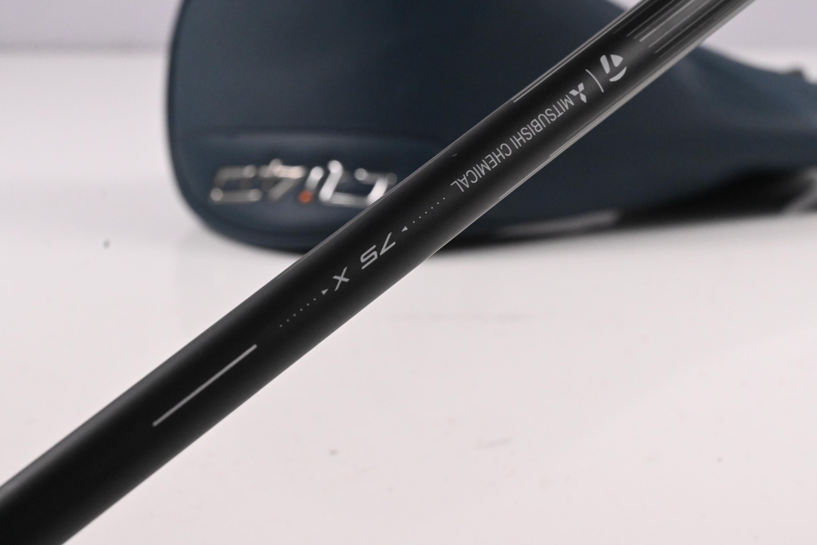 Taylormade Qi4D Tour #3 Wood / 15 Degree / X-Flex Mitsubishi Reax 75 Shaft