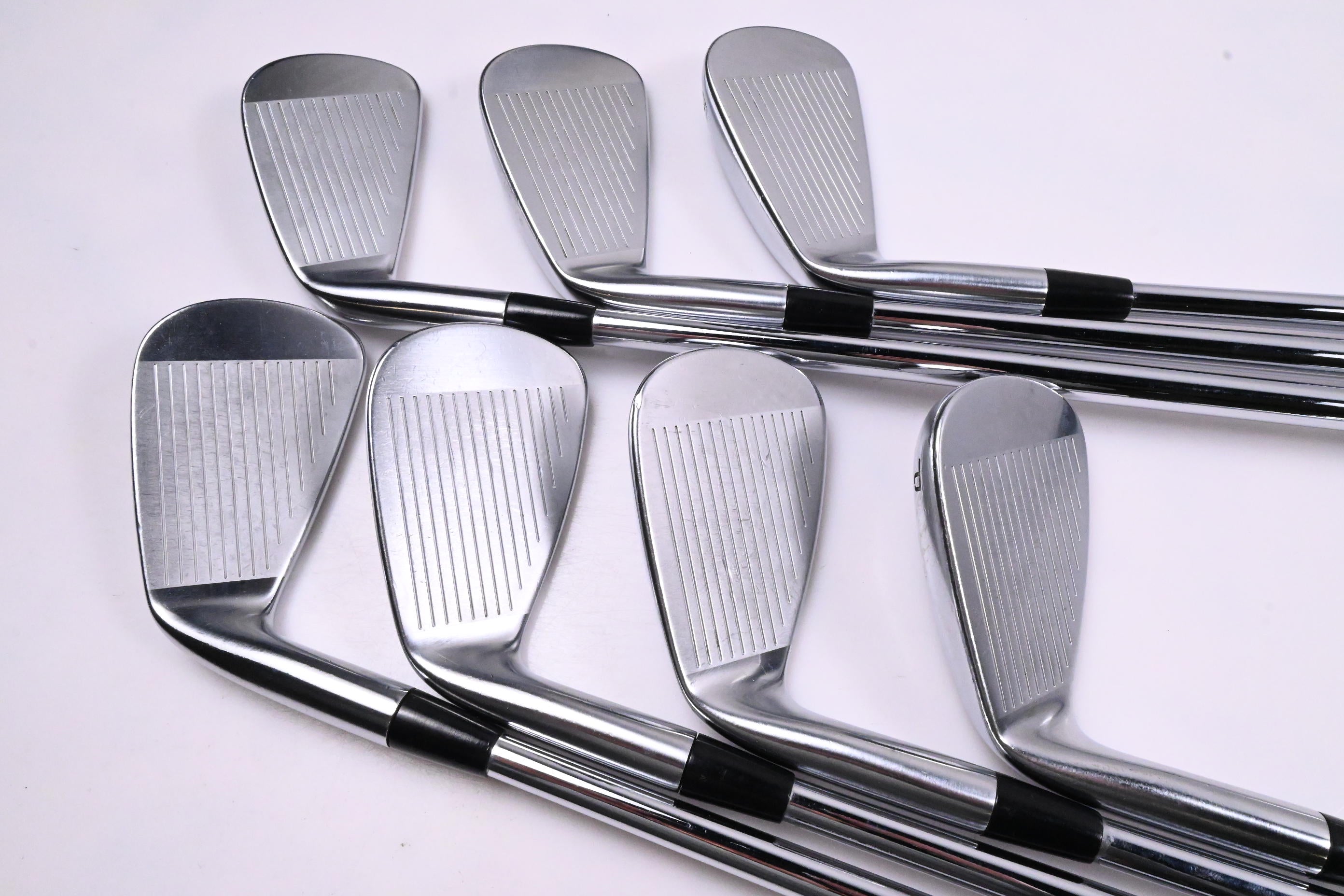 Cobra King Tour 2023 Irons / 4-PW / X-Flex N.S.Pro Modus³ Tour 120 Shafts