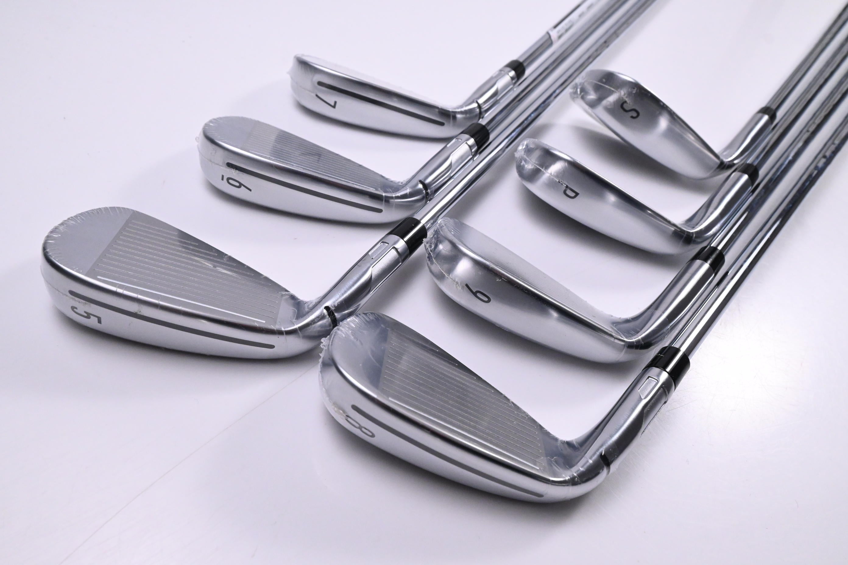 Taylormade Qi Max Irons / 5-PW+SW / Stiff Flex KBS MAX MT 85 Shafts