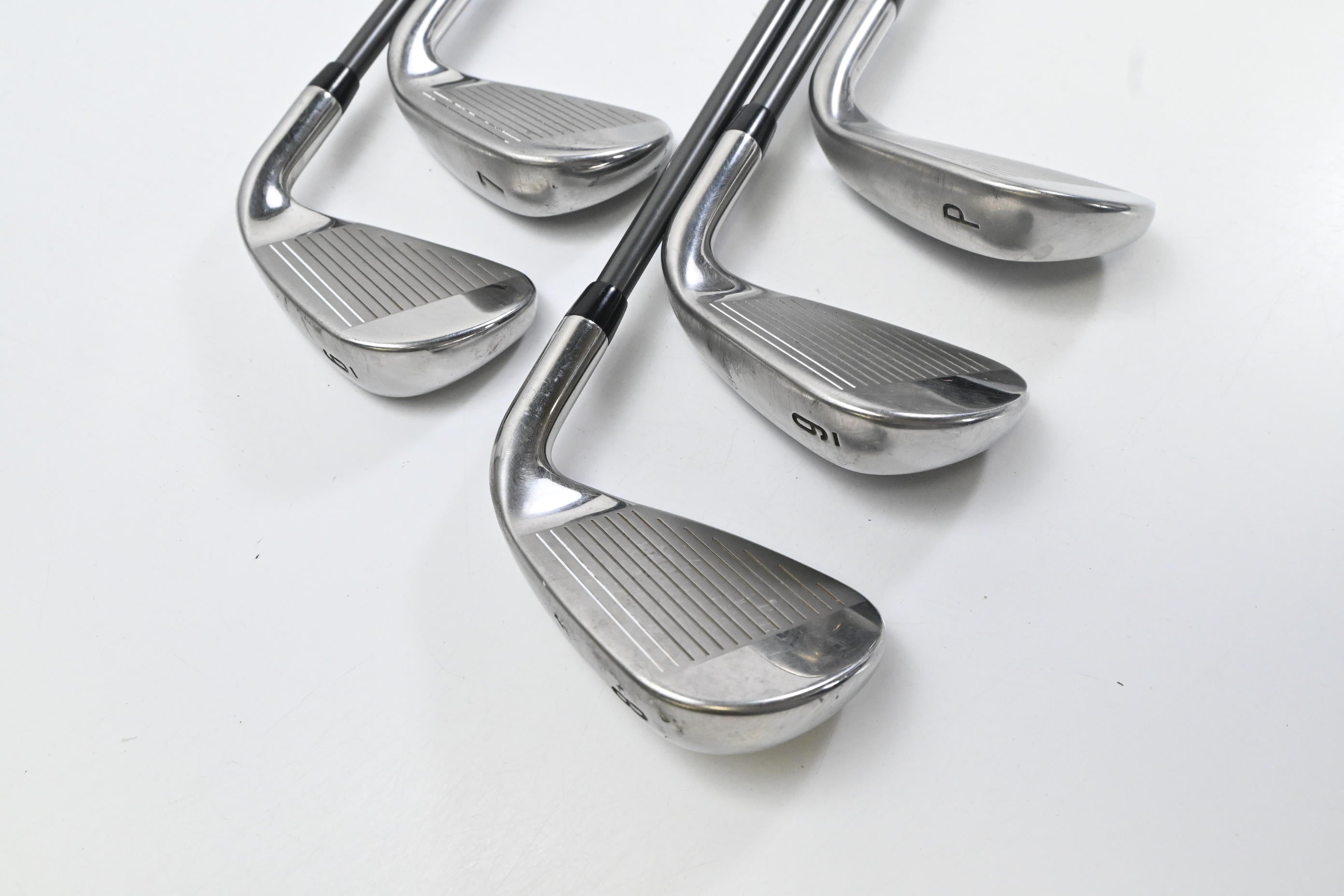 Left Hand Callaway Rogue Irons / 6-PW / Senior Flex Aldila Synergy 60 Shafts
