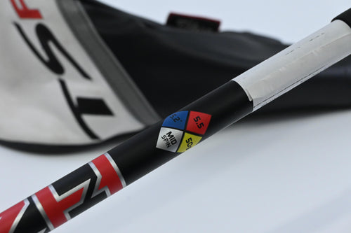 Titleist TSR3 Driver / 8 Degree / Regular Flex HZRDUS Gen4 Red CB 50 Shaft