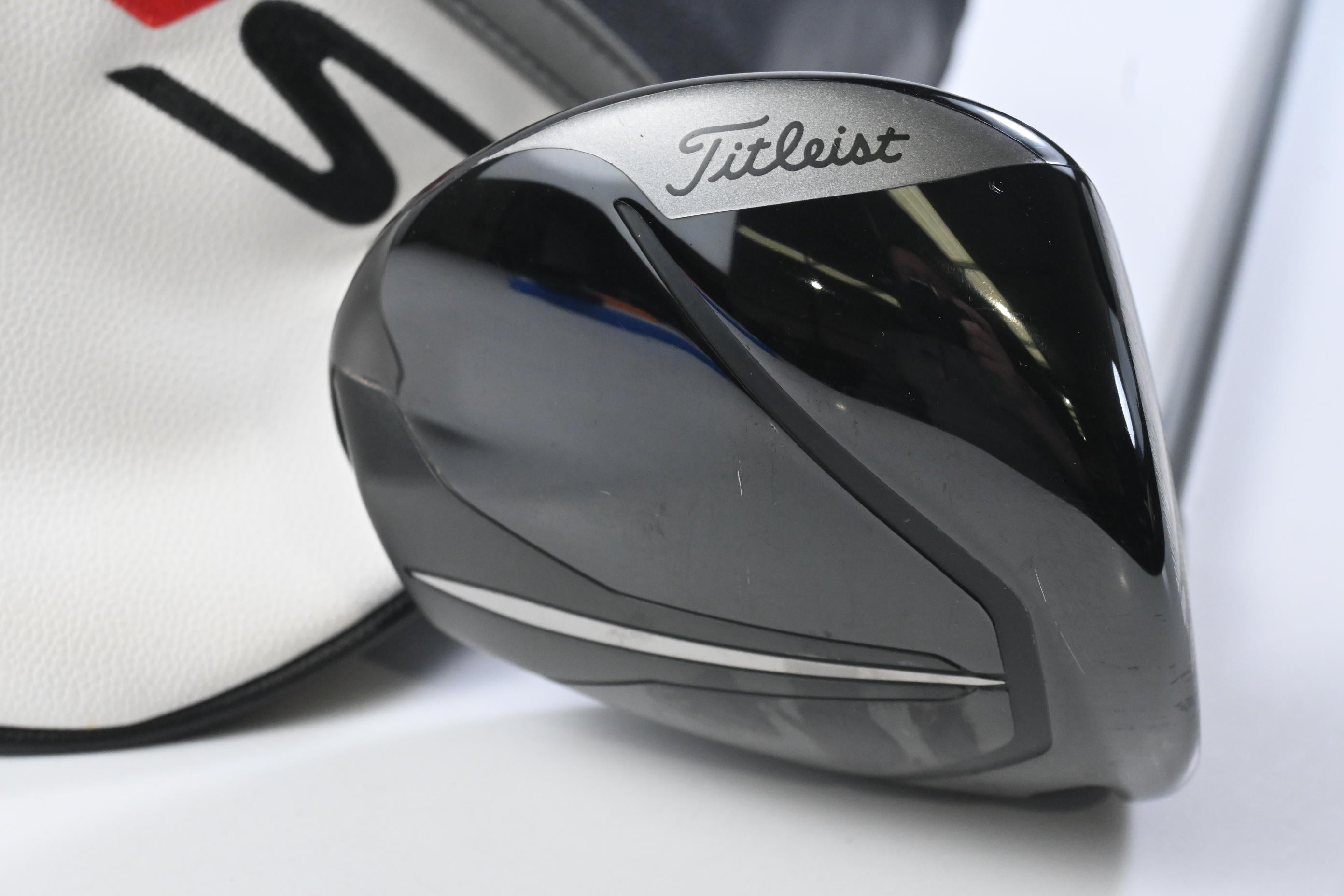 Titleist TSR1 Driver / 12 Degree / Stiff Flex Fujikura Pro 2.0 Shaft