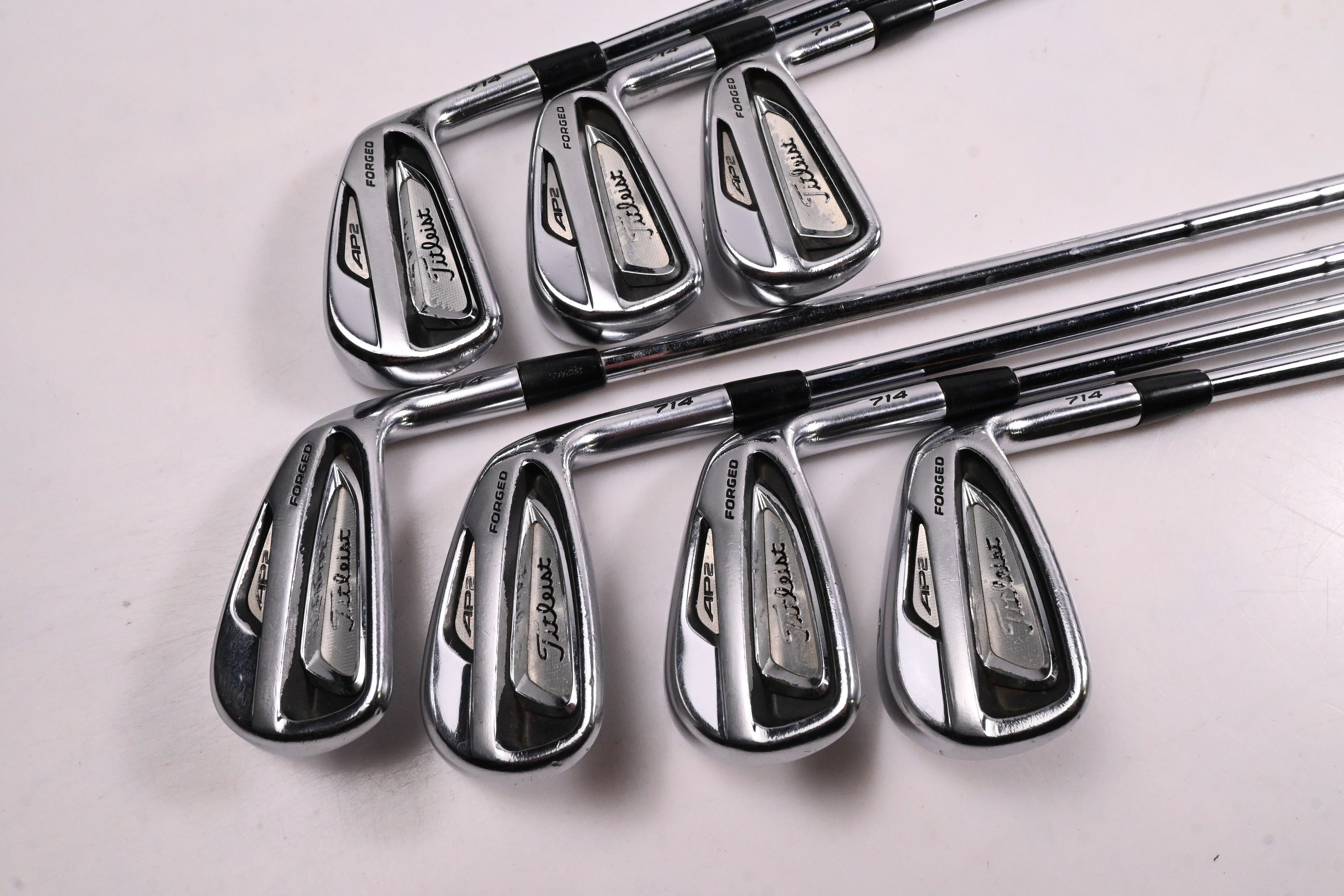 Titleist 714 AP2 Irons / 4-PW / Stiff Flex Dynamic Gold S300 Shafts