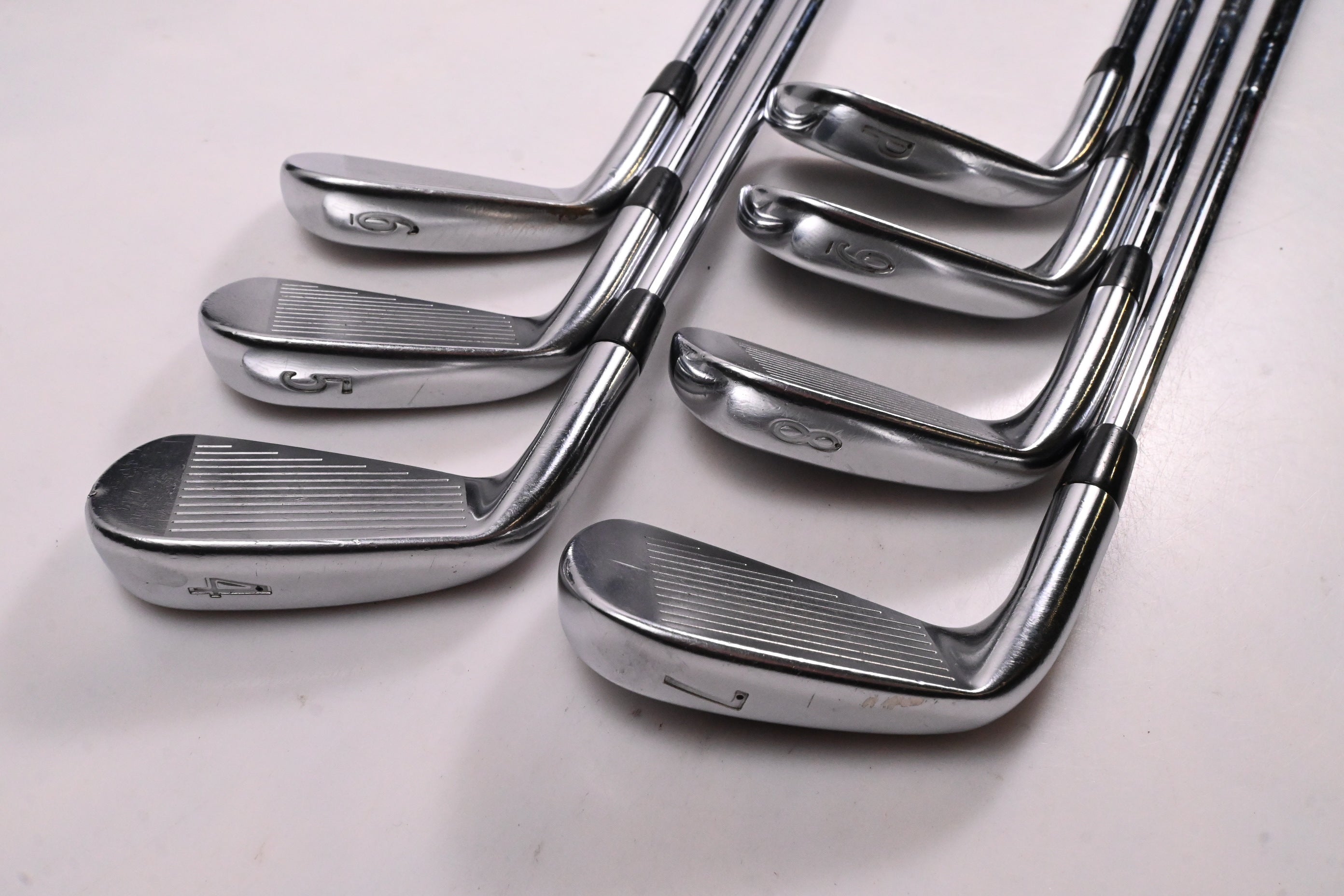 Titleist 714 AP2 Irons / 4-PW / Stiff Flex Dynamic Gold S300 Shafts