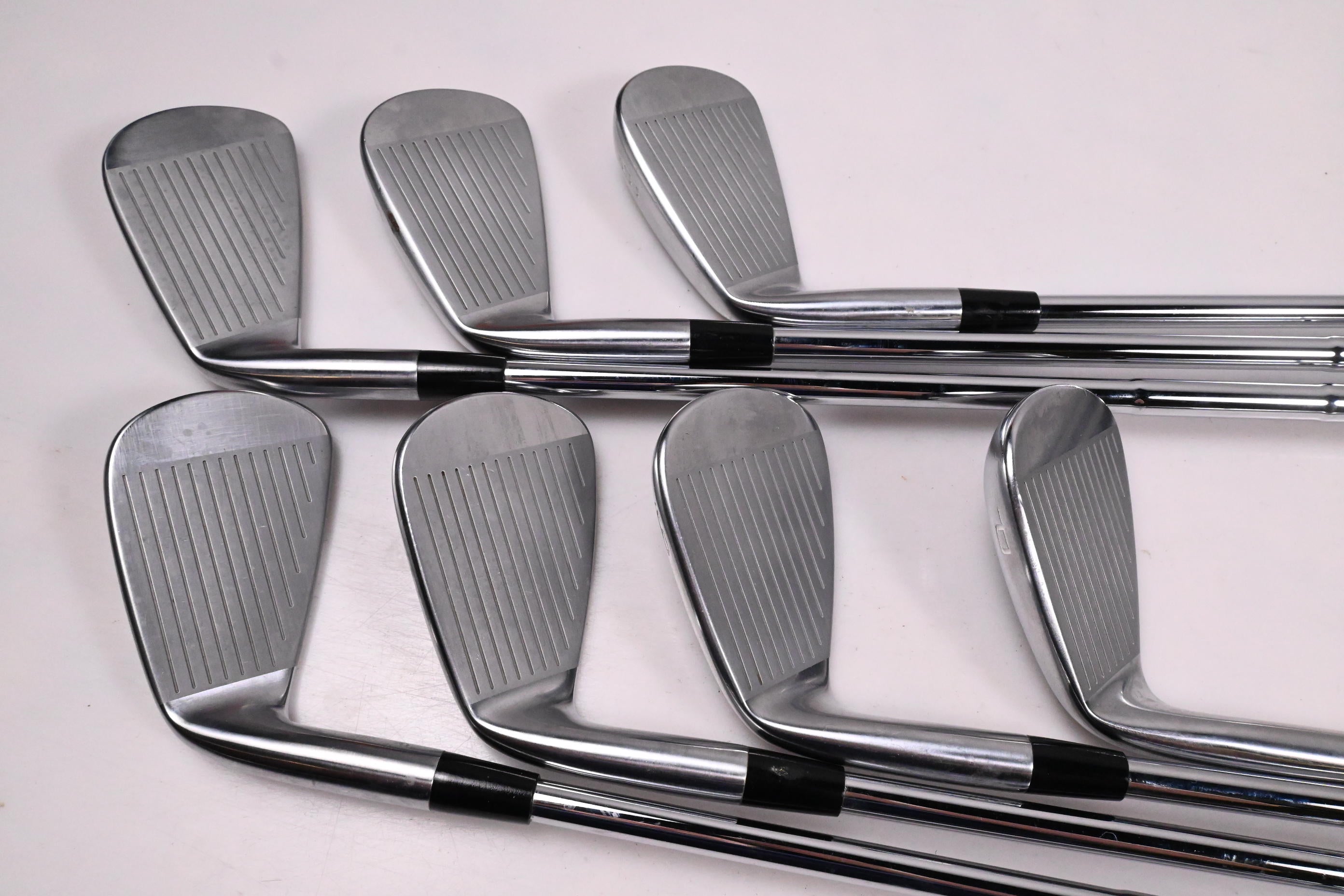 Mizuno Pro 243 Irons / 4-PW / Stiff Flex Dynamic Gold Mid 115 S300 Shafts