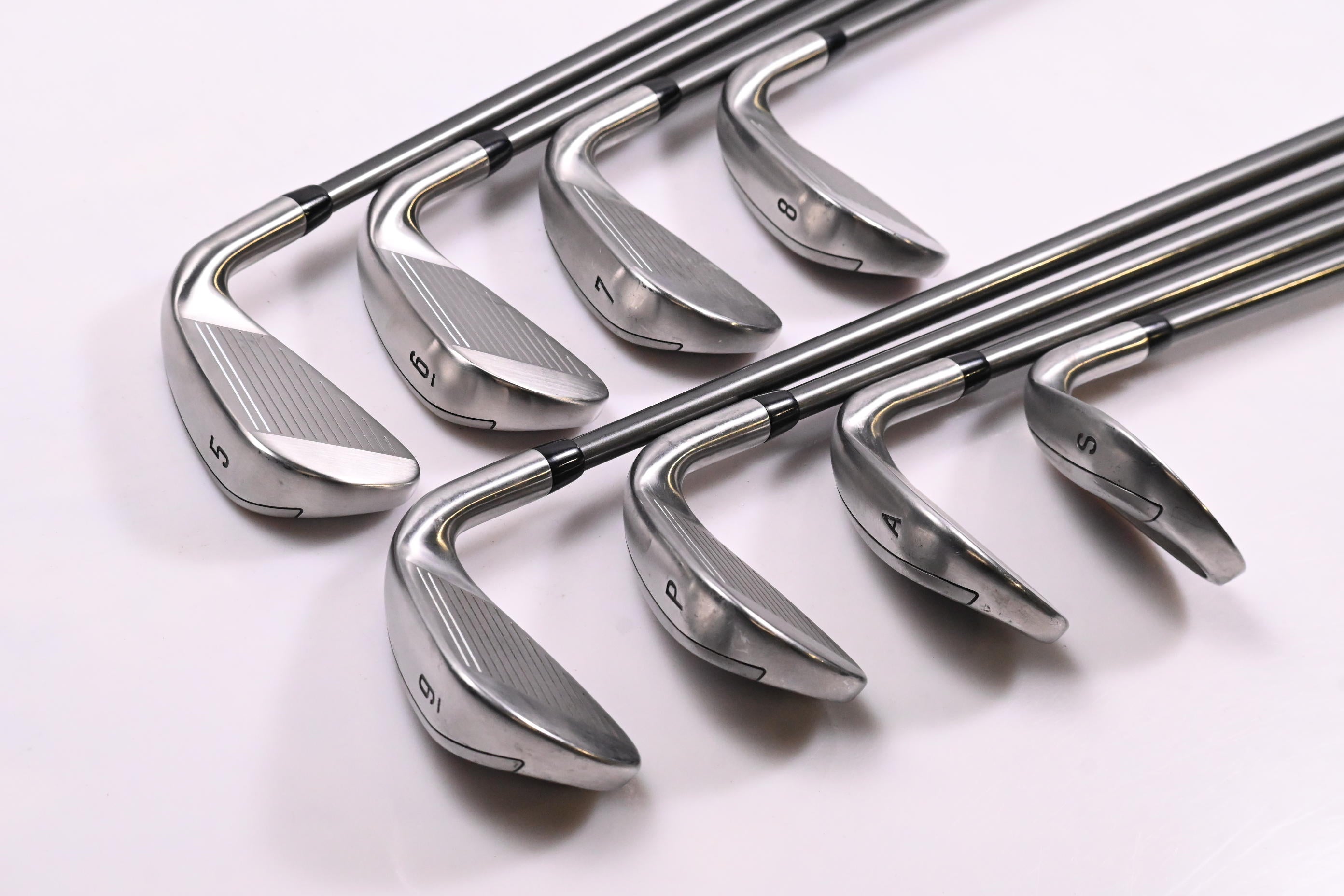 Left Hand Callaway Mavrik Irons / 5-PW+GW+SW / Regular Flex Aldila Synergy 60
