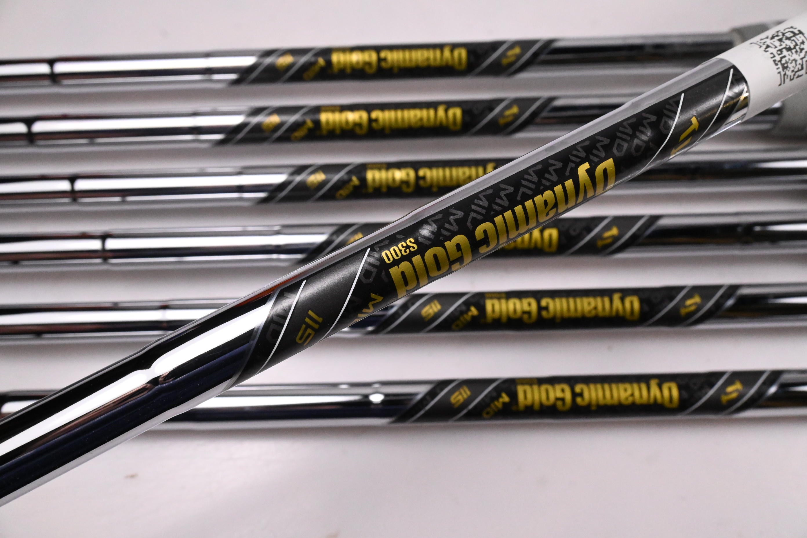 Mizuno Pro 243 Irons / 4-PW / Stiff Flex Dynamic Gold Mid 115 S300 Shafts