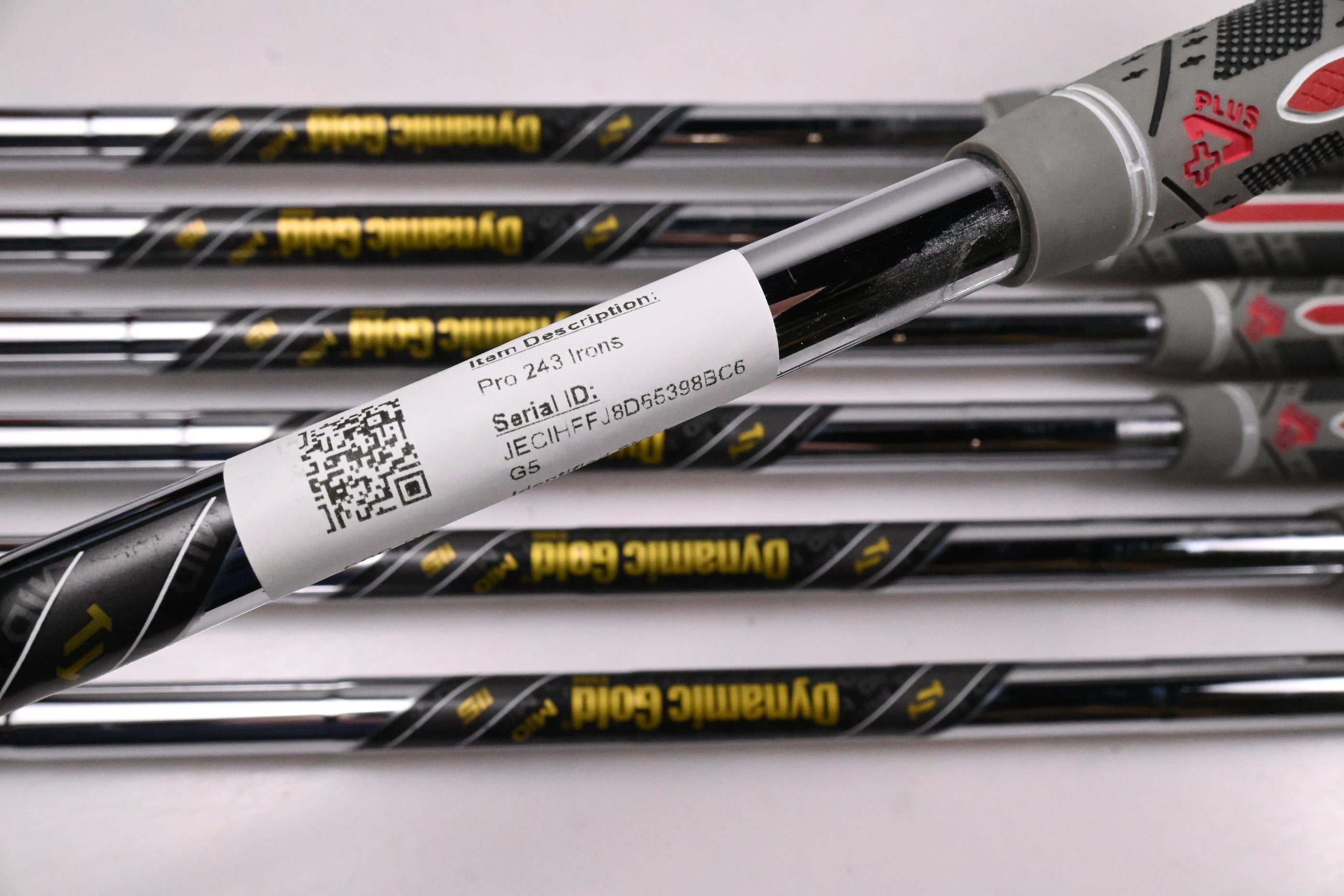 Mizuno Pro 243 Irons / 4-PW / Stiff Flex Dynamic Gold Mid 115 S300 Shafts