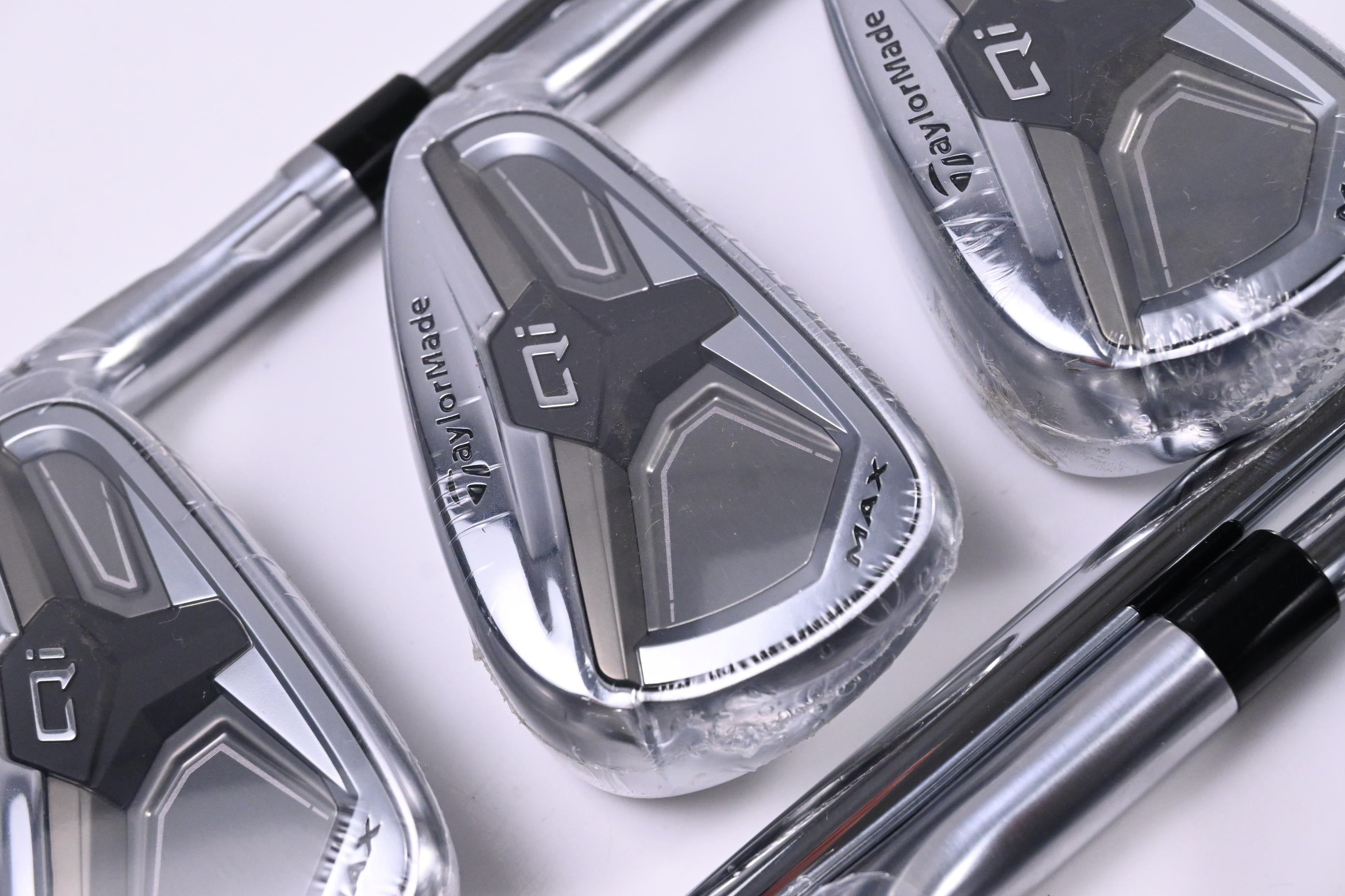 Taylormade Qi Max Irons / 5-PW+SW / Stiff Flex KBS MAX MT 85 Shafts