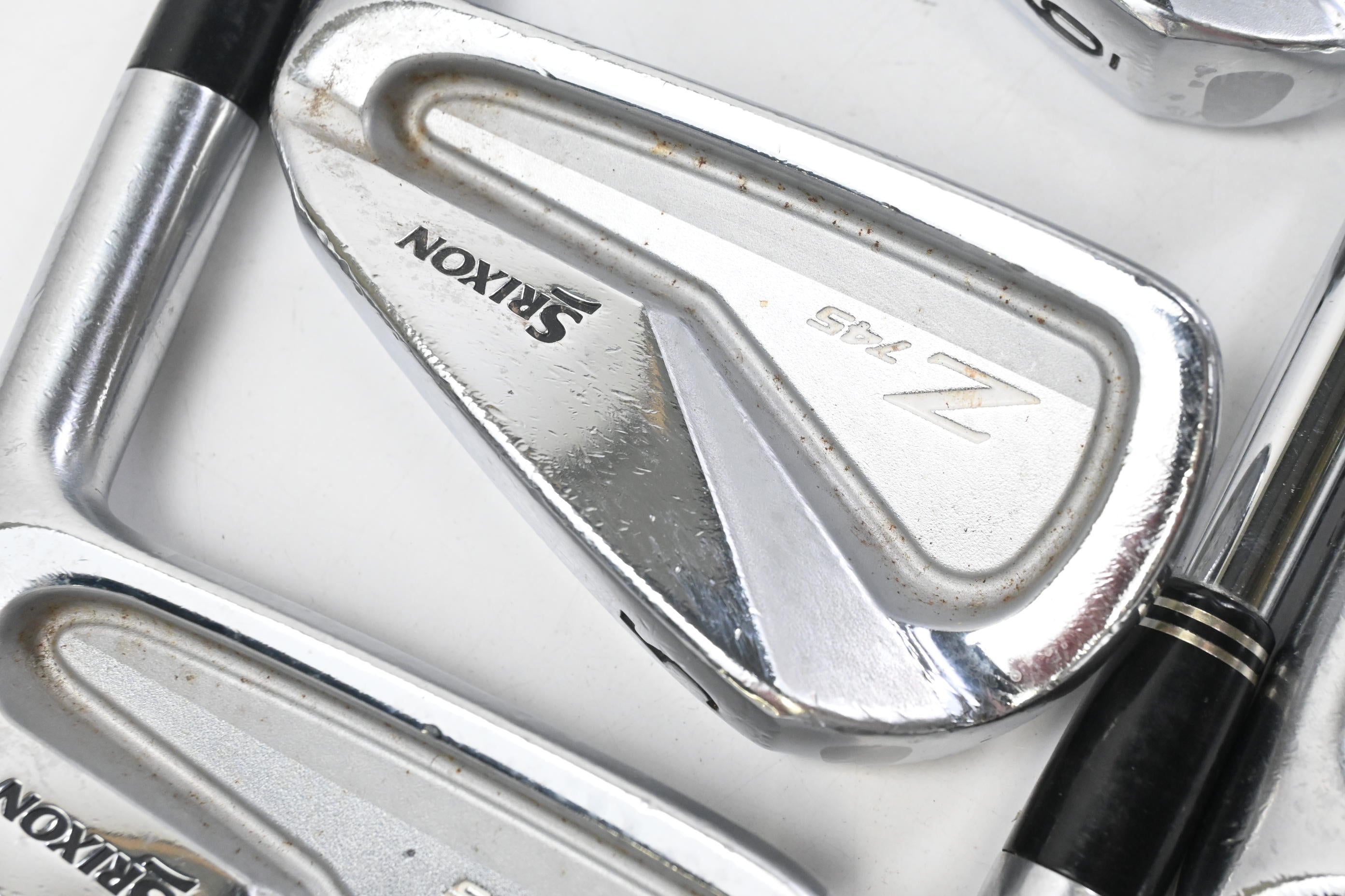 Srixon Z-745 Irons / 4-PW / Regular Flex Project X Precision Shafts