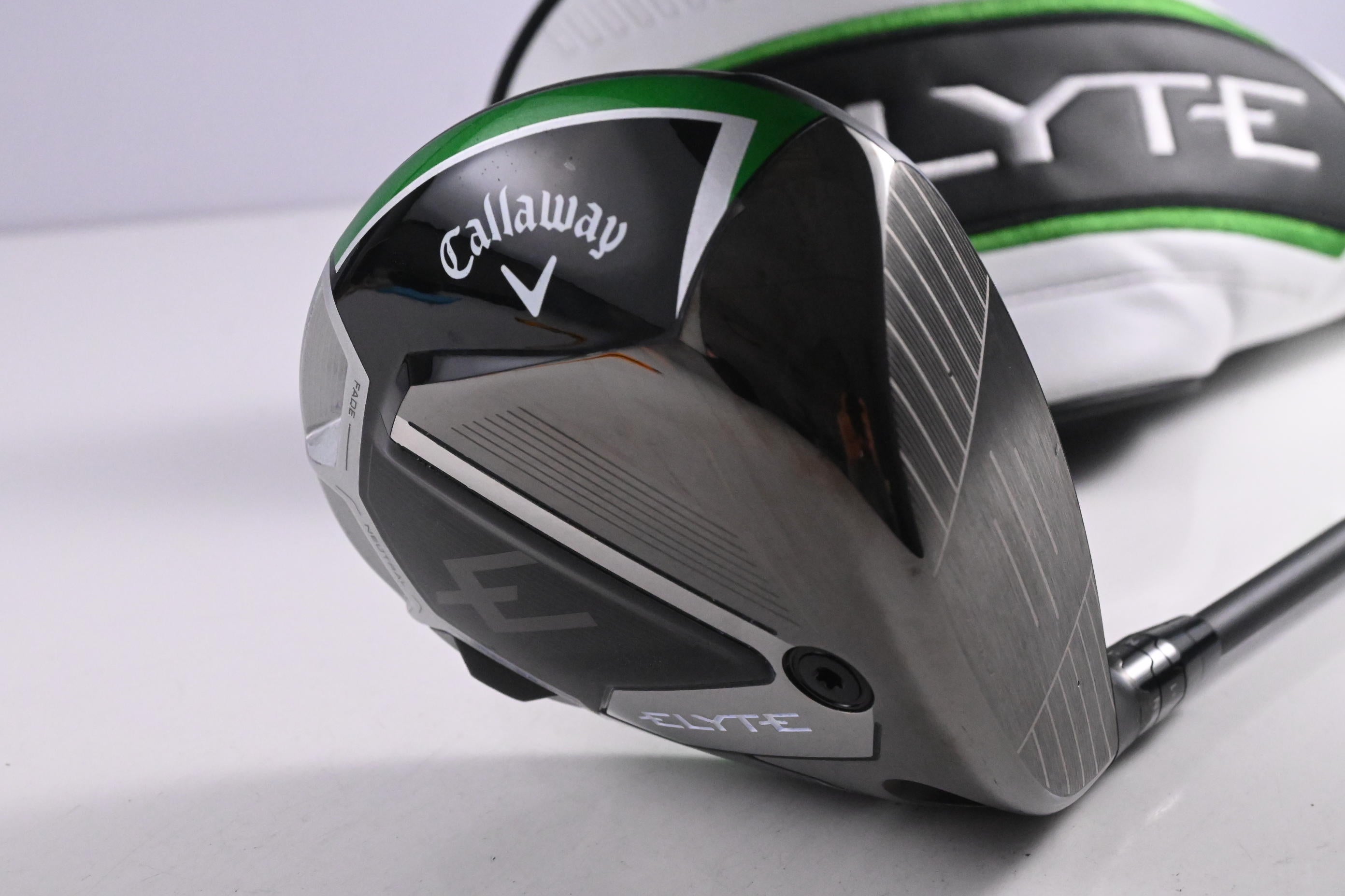 Callaway Elyte Driver / 10.5 Degree / Regular Flex Vanquish 4 Shaft