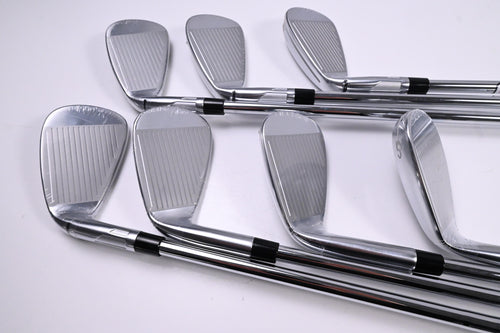 Taylormade Qi Max Irons / 5-PW+SW / Stiff Flex KBS MAX MT 85 Shafts