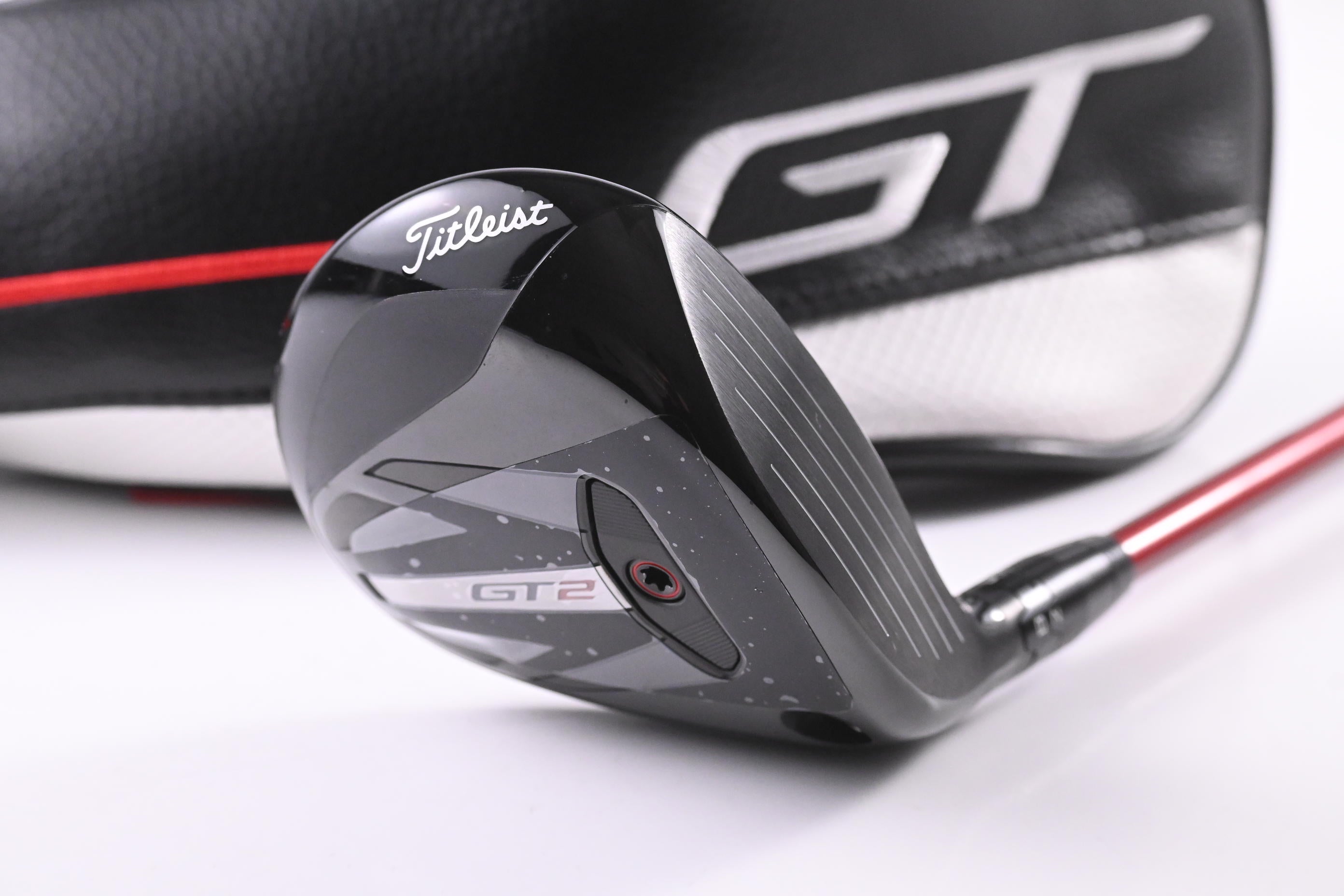 Titleist GT2 #5 Wood / 18 Degree / Regular Flex Denali Red 60 Shaft