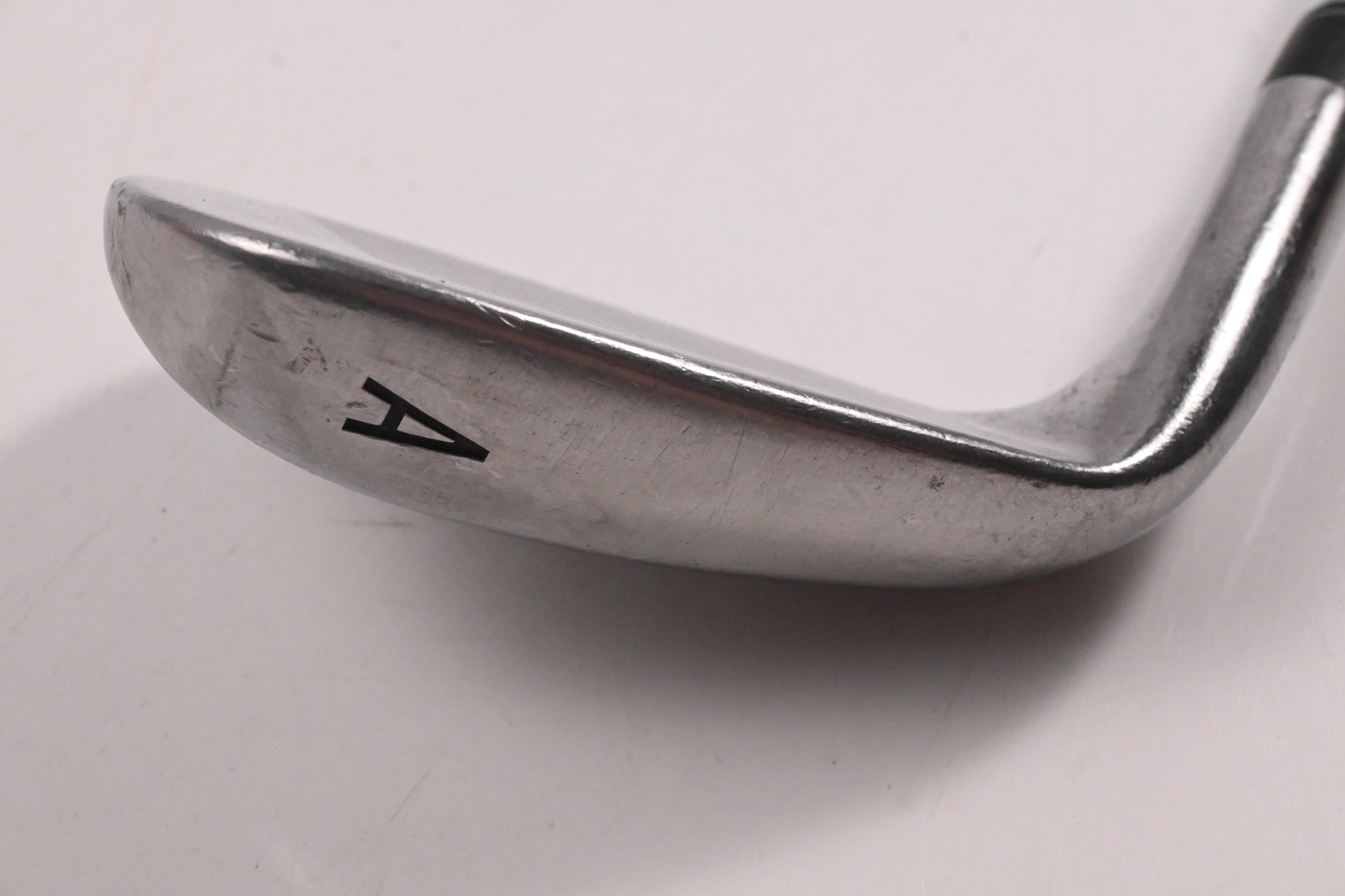 Taylormade M6 Gap Wedge / 50 Degree / Regular Flex KBS MAX 85 Shaft