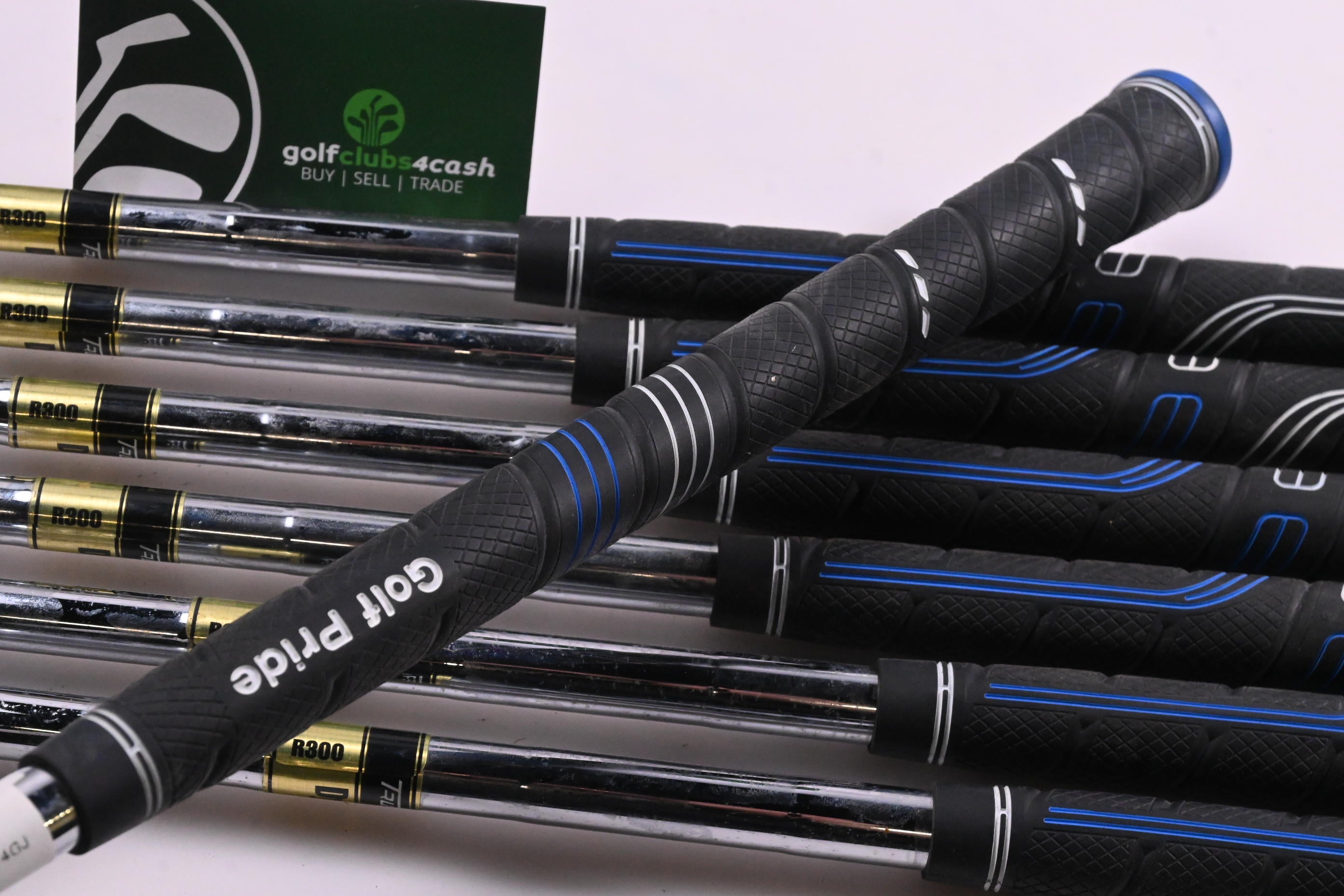 Miura CB-501 Irons / 4-PW / Regular Flex Dynamic Gold R300 Shafts