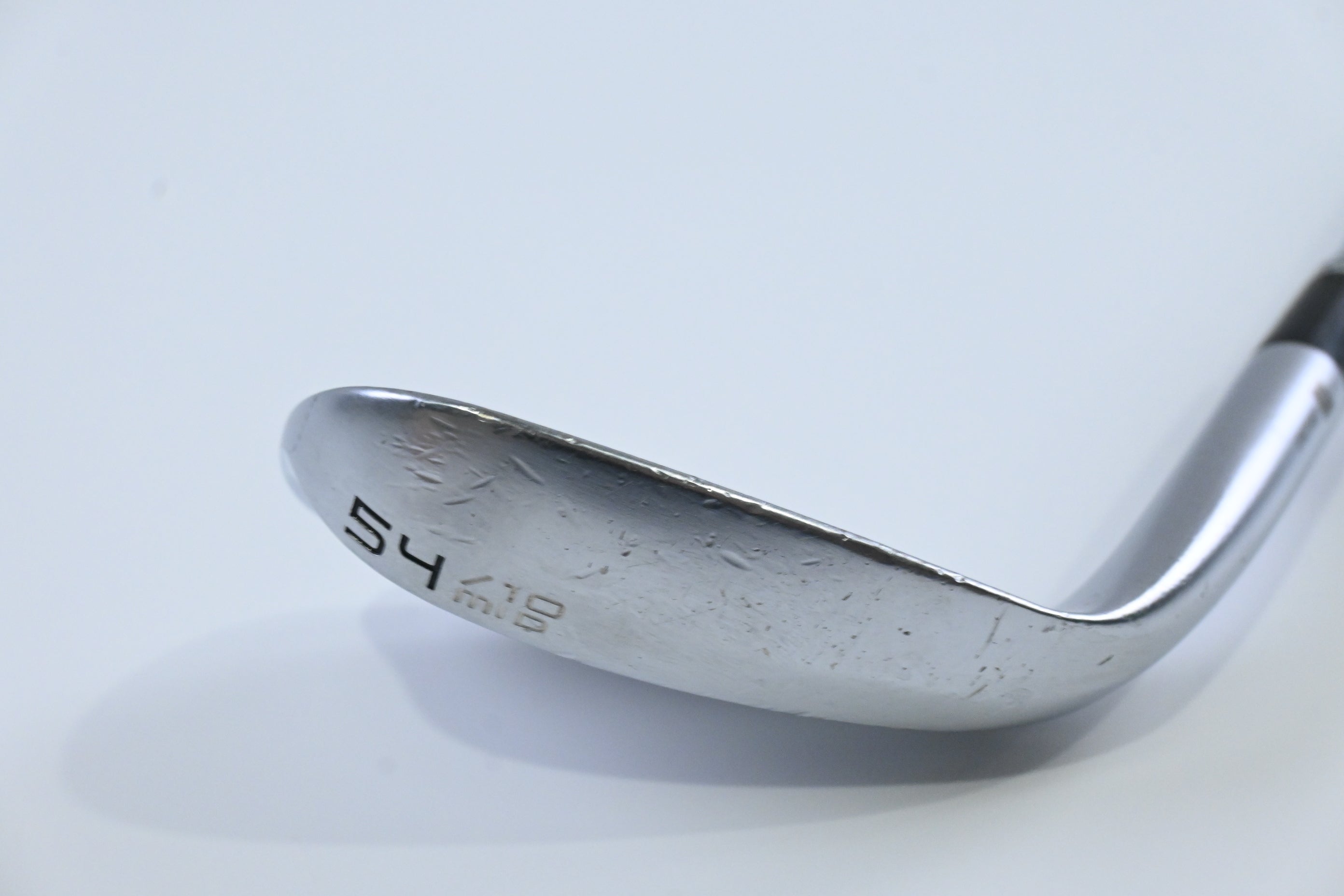 Cleveland RTX-4 Sand Wedge / 54 Degree / Stiff Flex Dynamic Gold S400