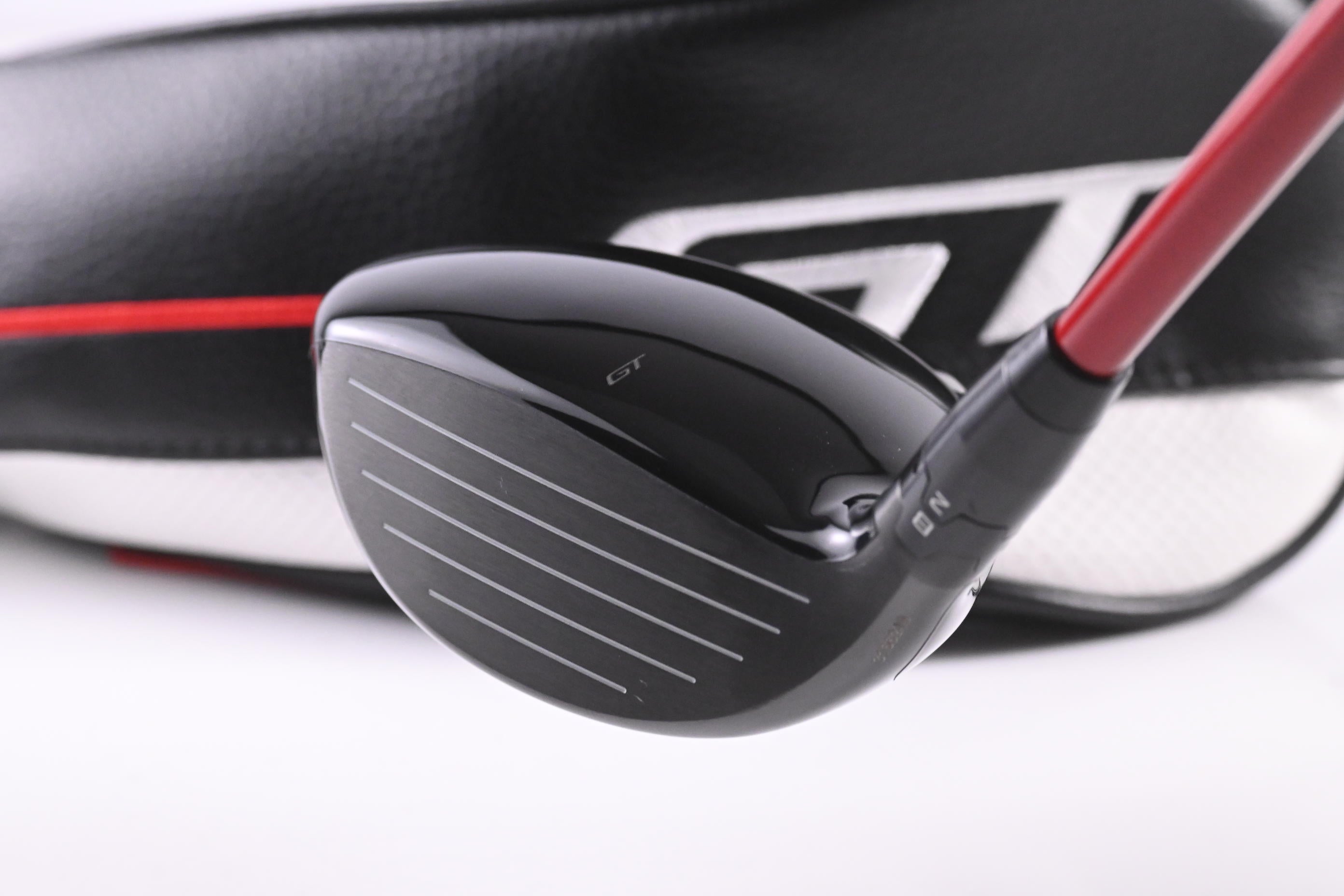 Titleist GT2 #5 Wood / 18 Degree / Regular Flex Denali Red 60 Shaft
