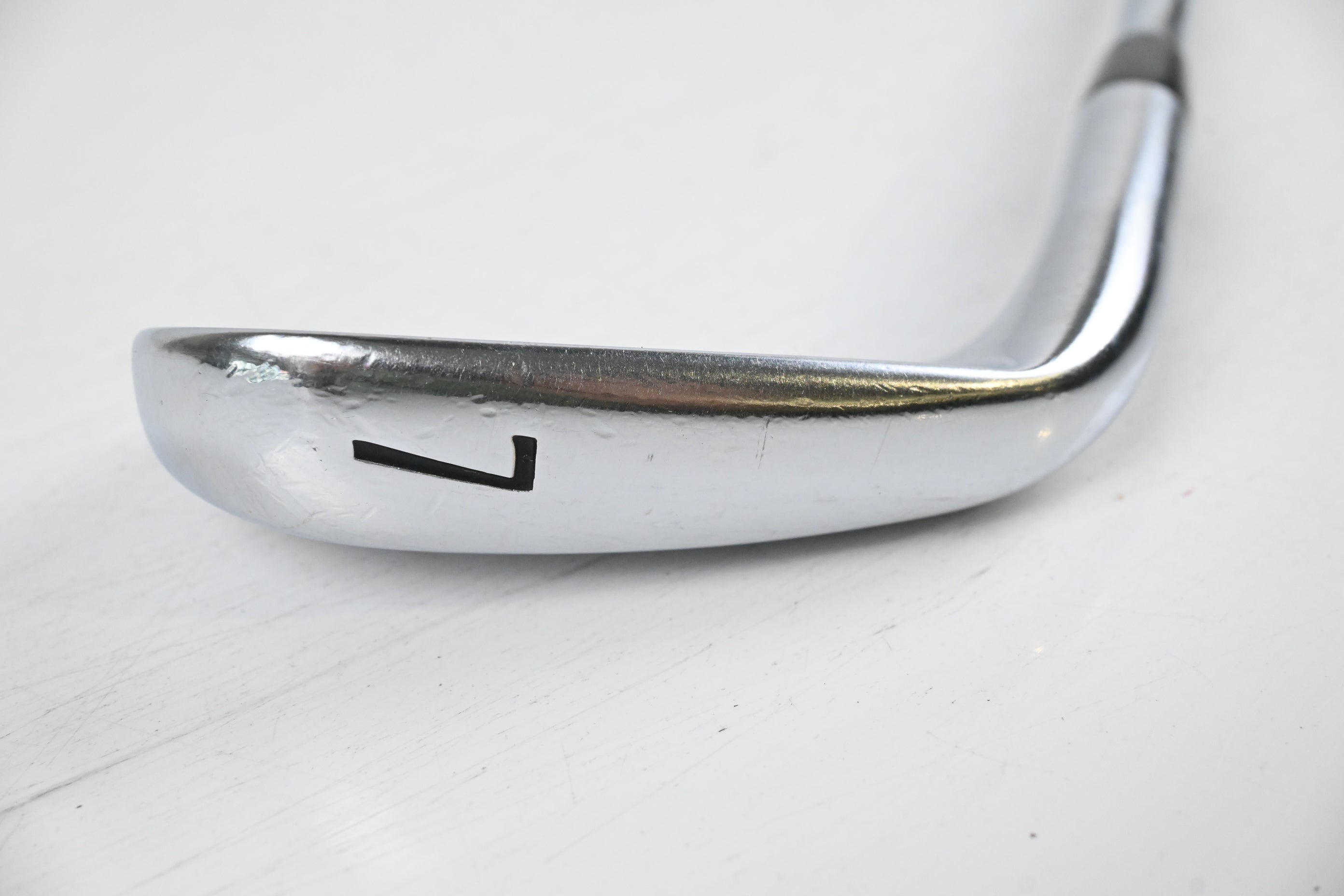 Titleist 716 CB #7 Iron / Stiff Flex Dynamic Gold AMT S300 Shaft