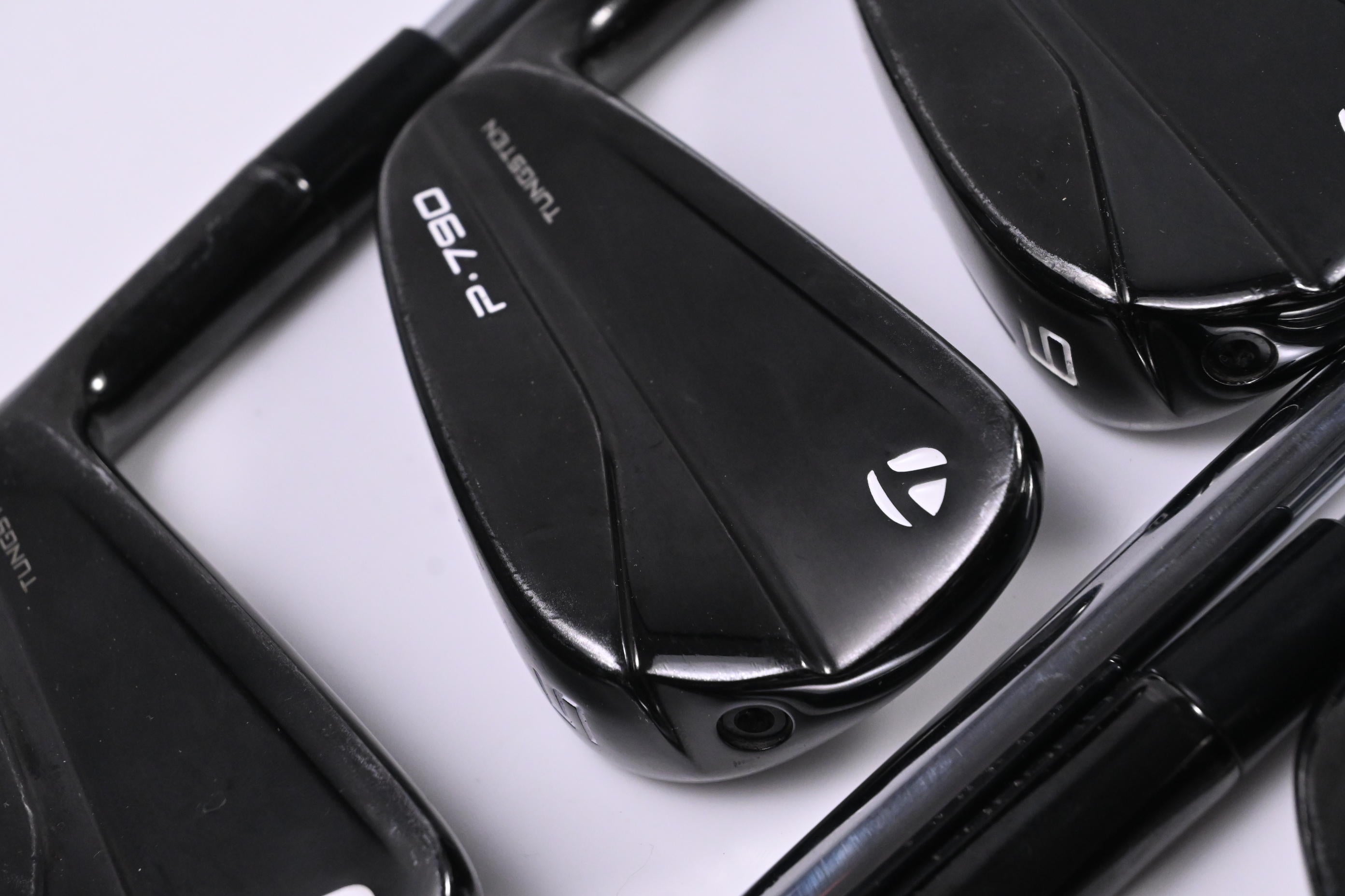 Taylormade P790 Phantom Black Irons / 4-PW / Regular Flex N.S.Pro Modus3 Tour