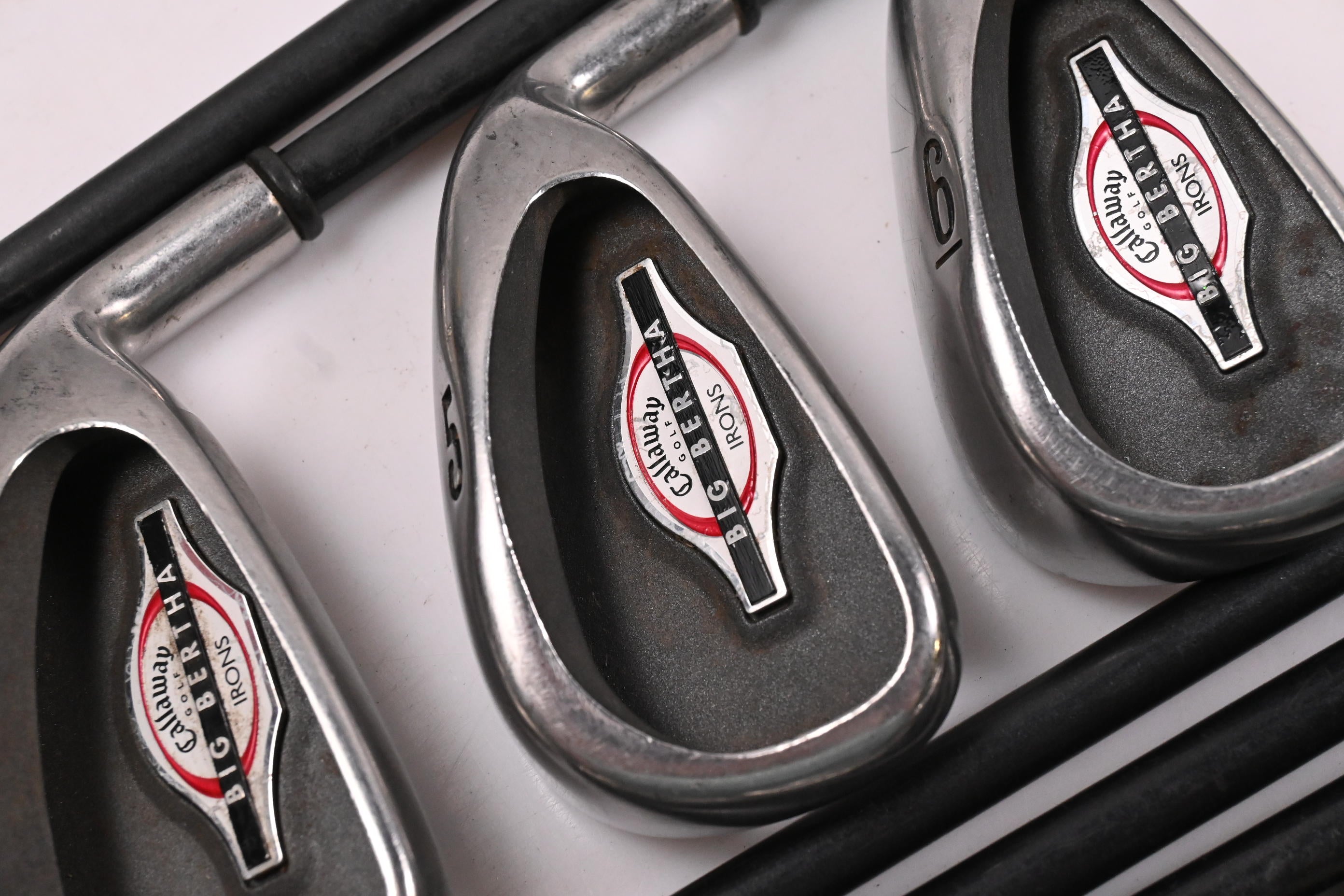Callaway Big Bertha 2002 Irons / 3-10i+W / Regular Flex Callaway RCH 75i Shafts