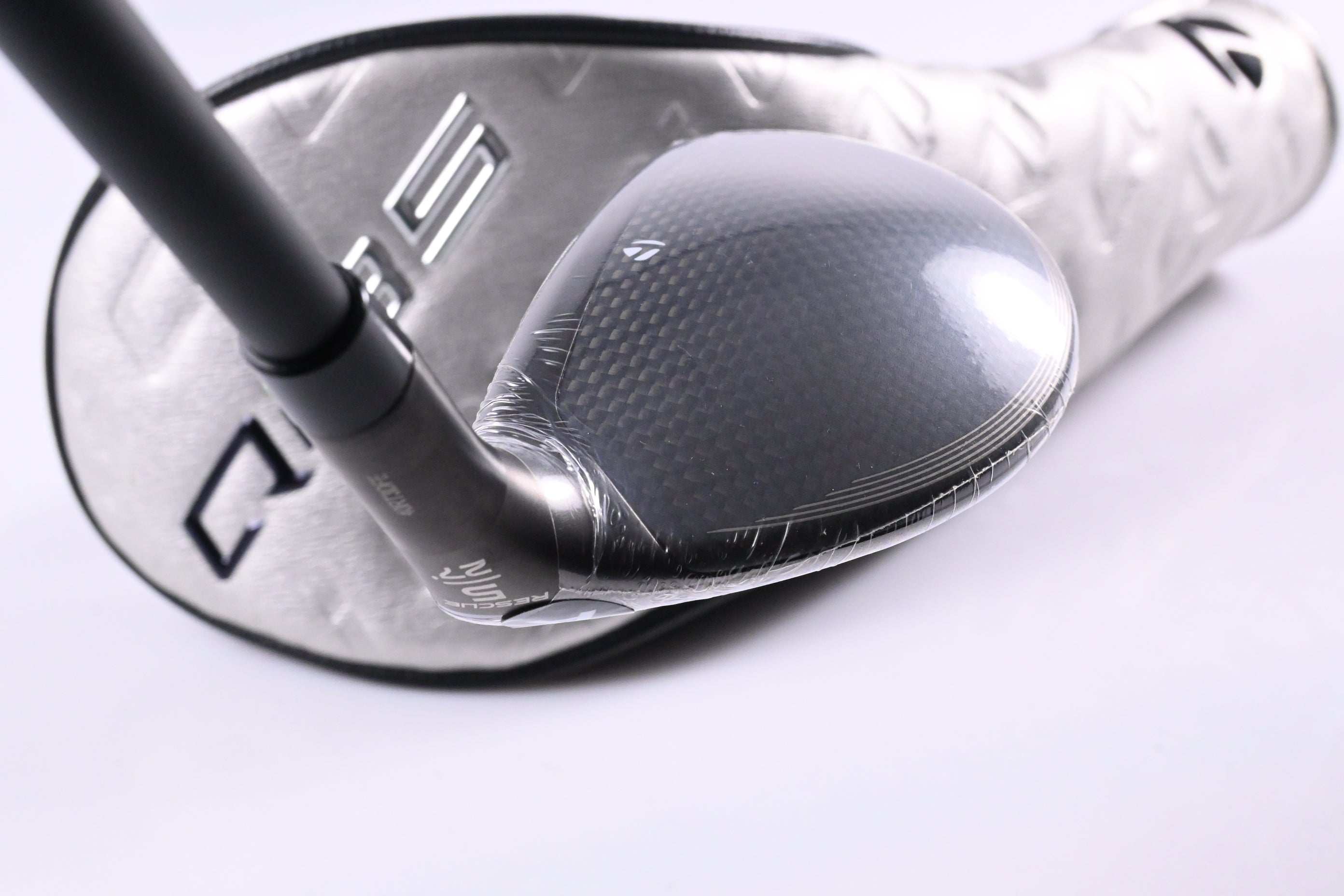 Taylormade Qi35 Max Lite #5 Hybrid / 27 Degree / Senior Flex Vanquish 5 Shaft