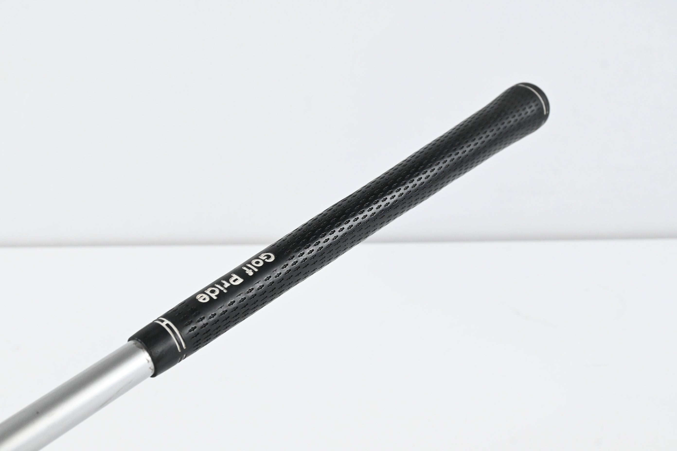 Cleveland HiBore Driver / 8.5 Degree / Stiff Flex Fujikura 65 Shaft