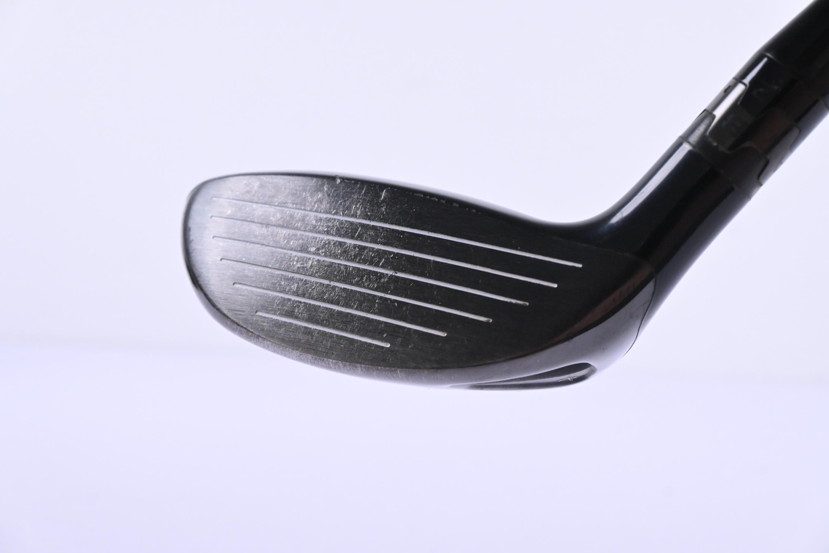 Titleist 913 F #3 Wood / 15 Degree / Stiff Flex Diamana 'ahina 82 Shaft