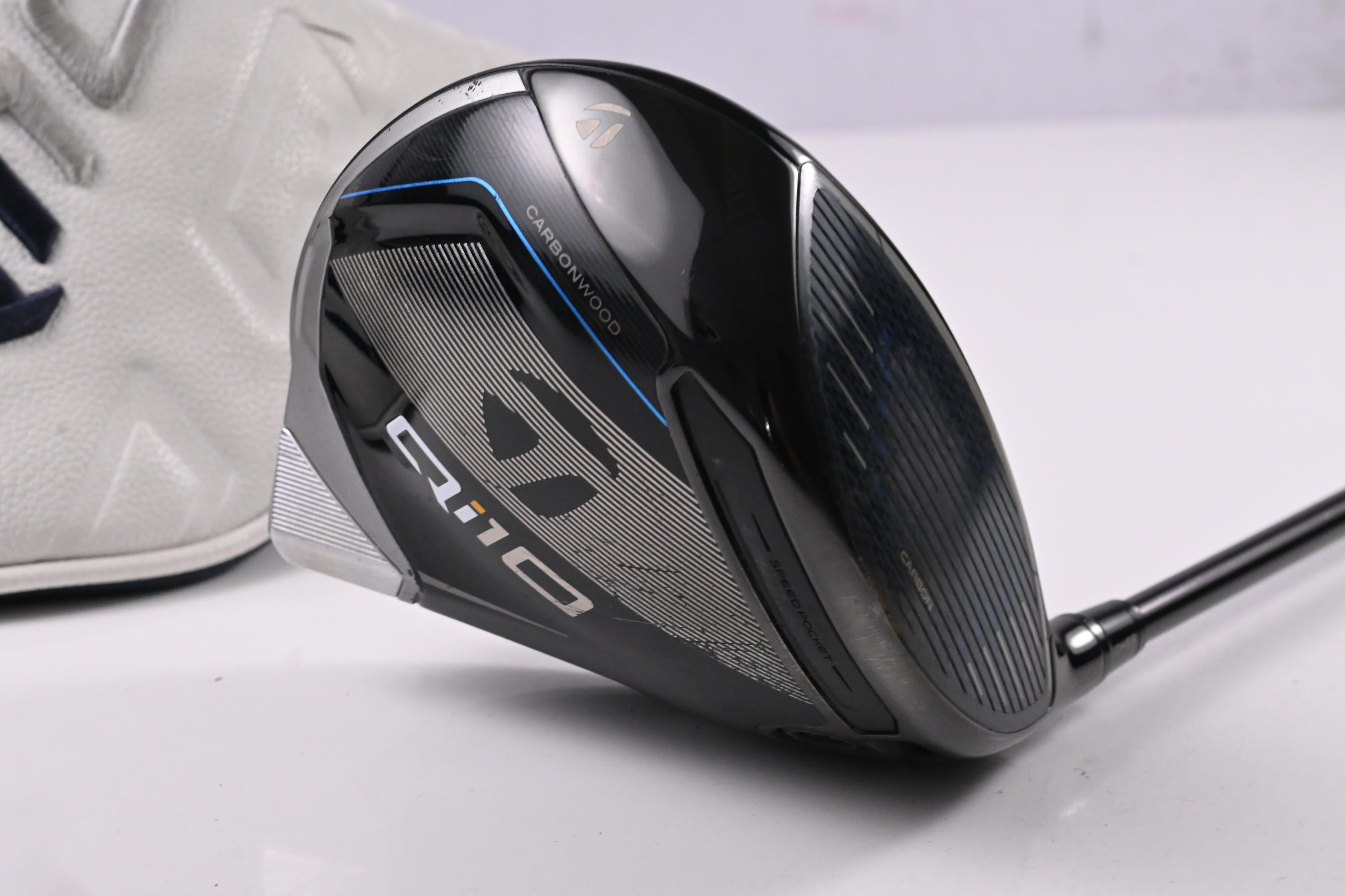 Taylormade Qi10 Driver / 9 Degree / Regular Flex Fujikura Motore Speeder 6 Shaft