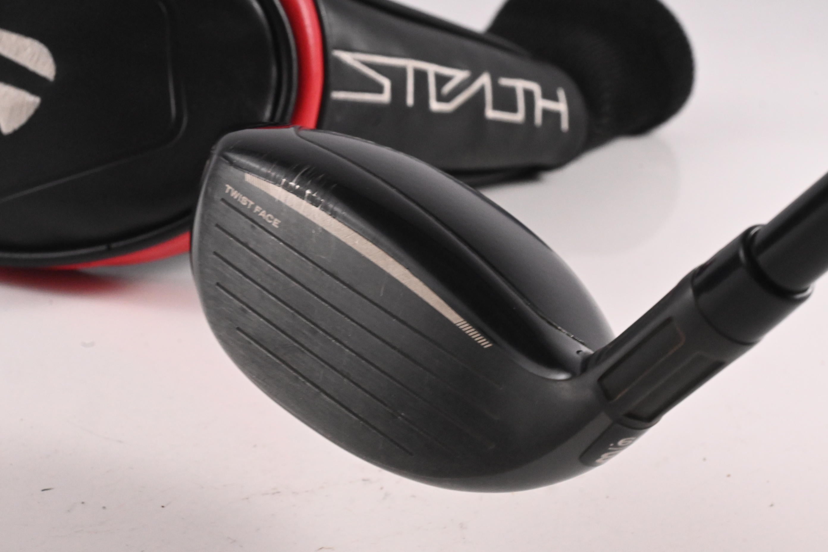 Taylormade Stealth #3 Hybrid / 19 Degree / Regular Flex Ventus Red 6 Shaft