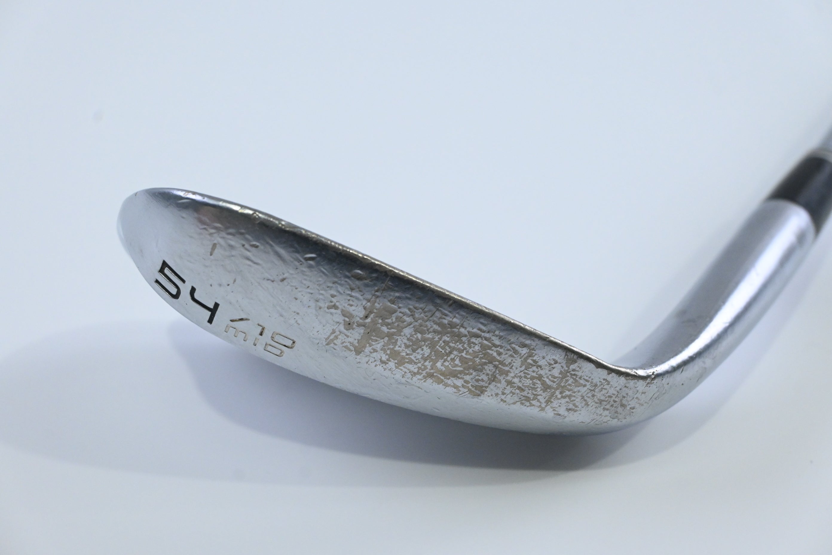 Cleveland RTX-4 Sand Wedge / 54 Degree / Stiff Flex Dynamic Gold S400